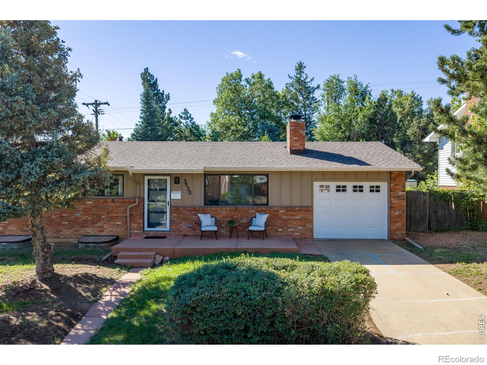 3930 Darley Avenue Property Photo 1