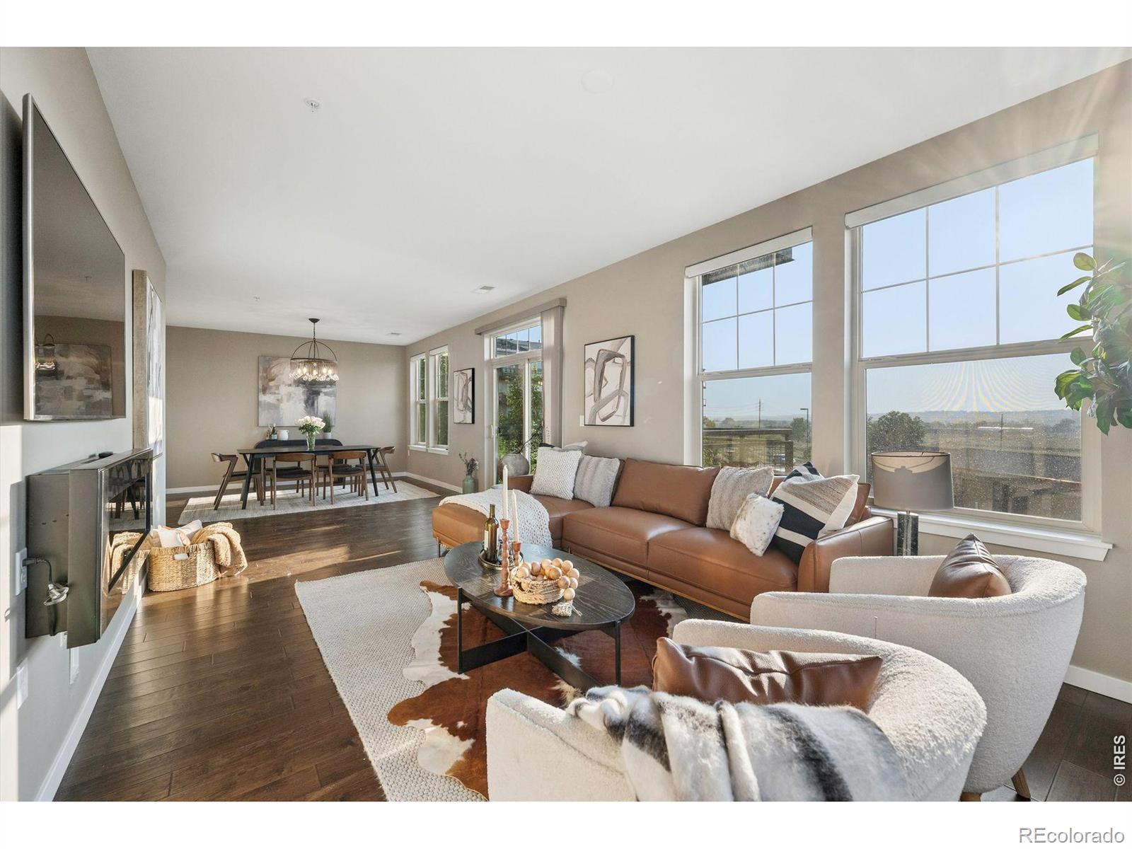 13598 Via Varra 201 Property Photo 1