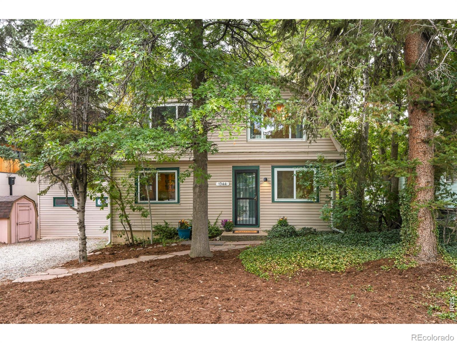 1344 6th Street Property Photo 1