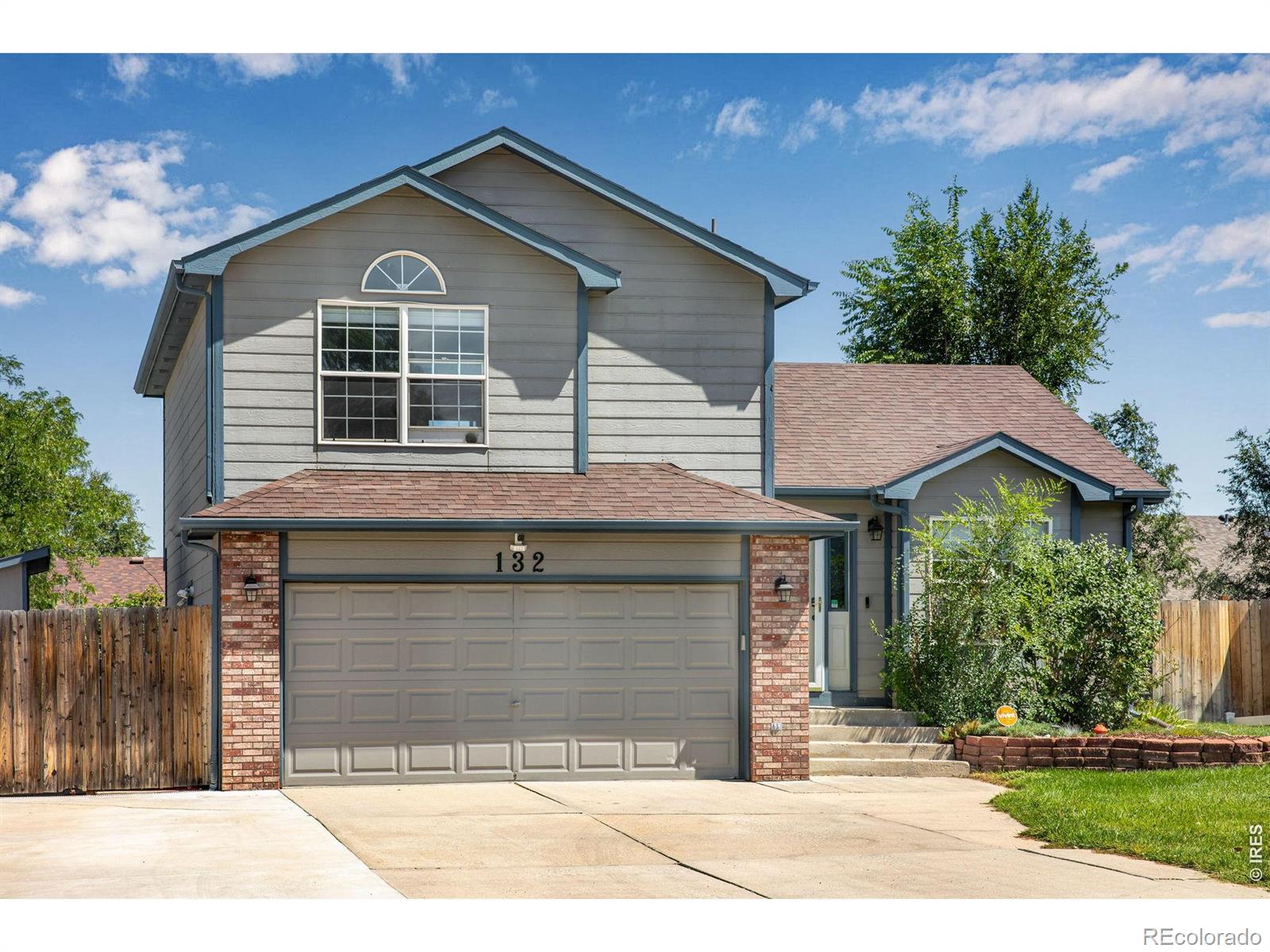 132 N 50th Ave Pl Property Photo 1