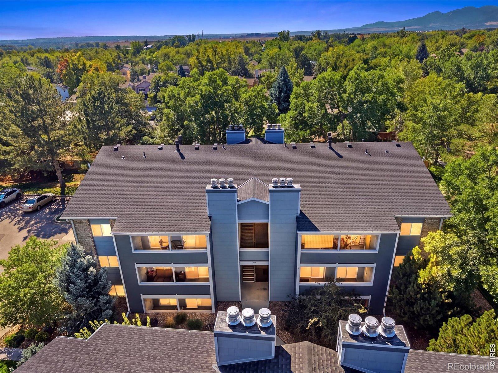 4654 White Rock Property Photo 1