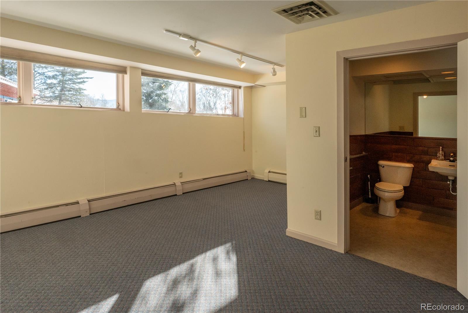 24 5th Street D,e + F Property Photo 23
