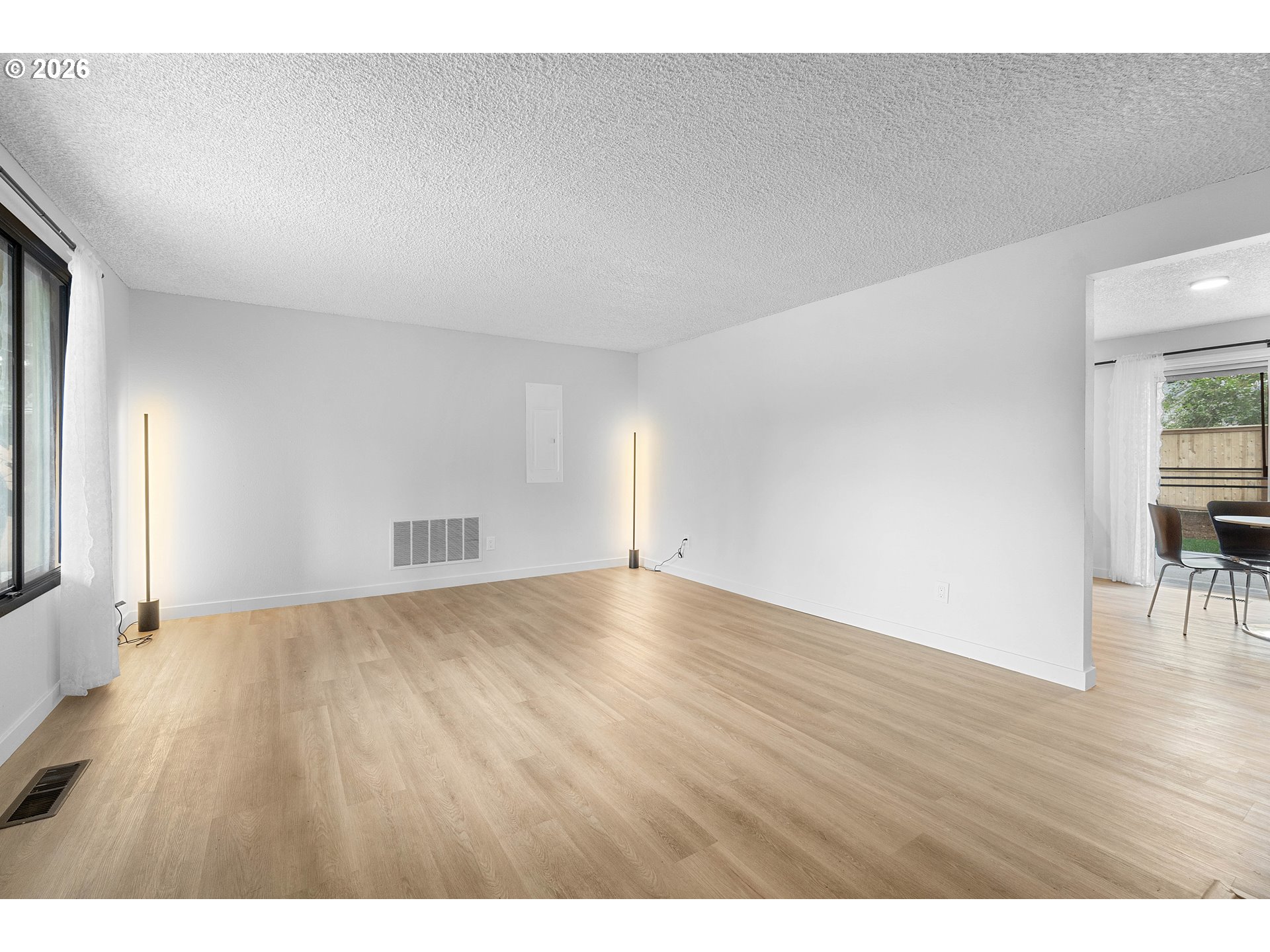 20410 Sw Rachelle Ct Property Photo 5
