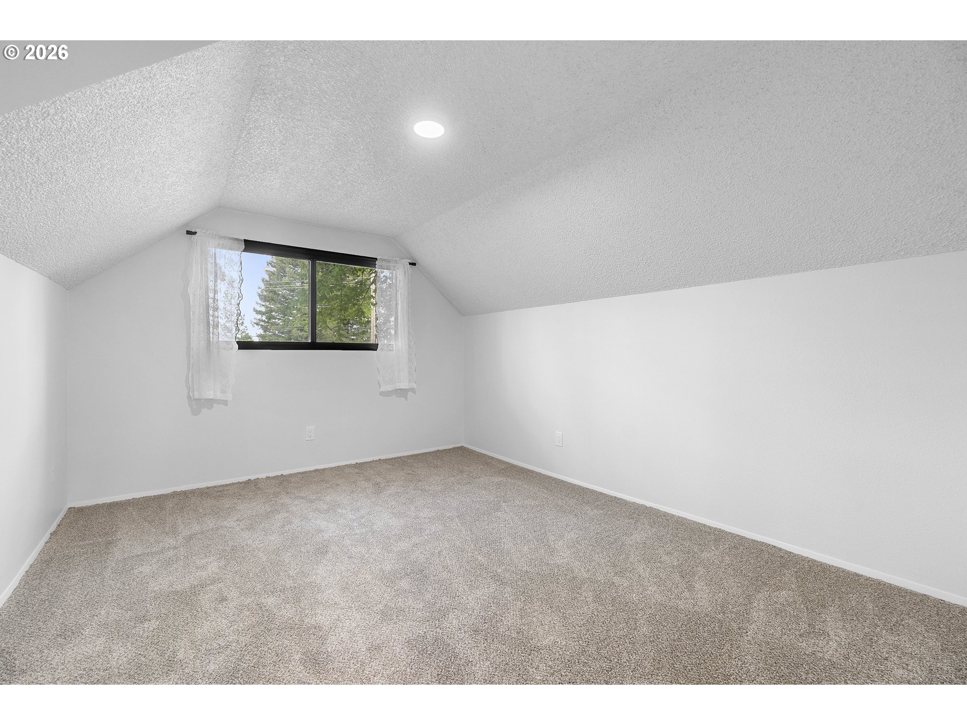 20410 Sw Rachelle Ct Property Photo 16