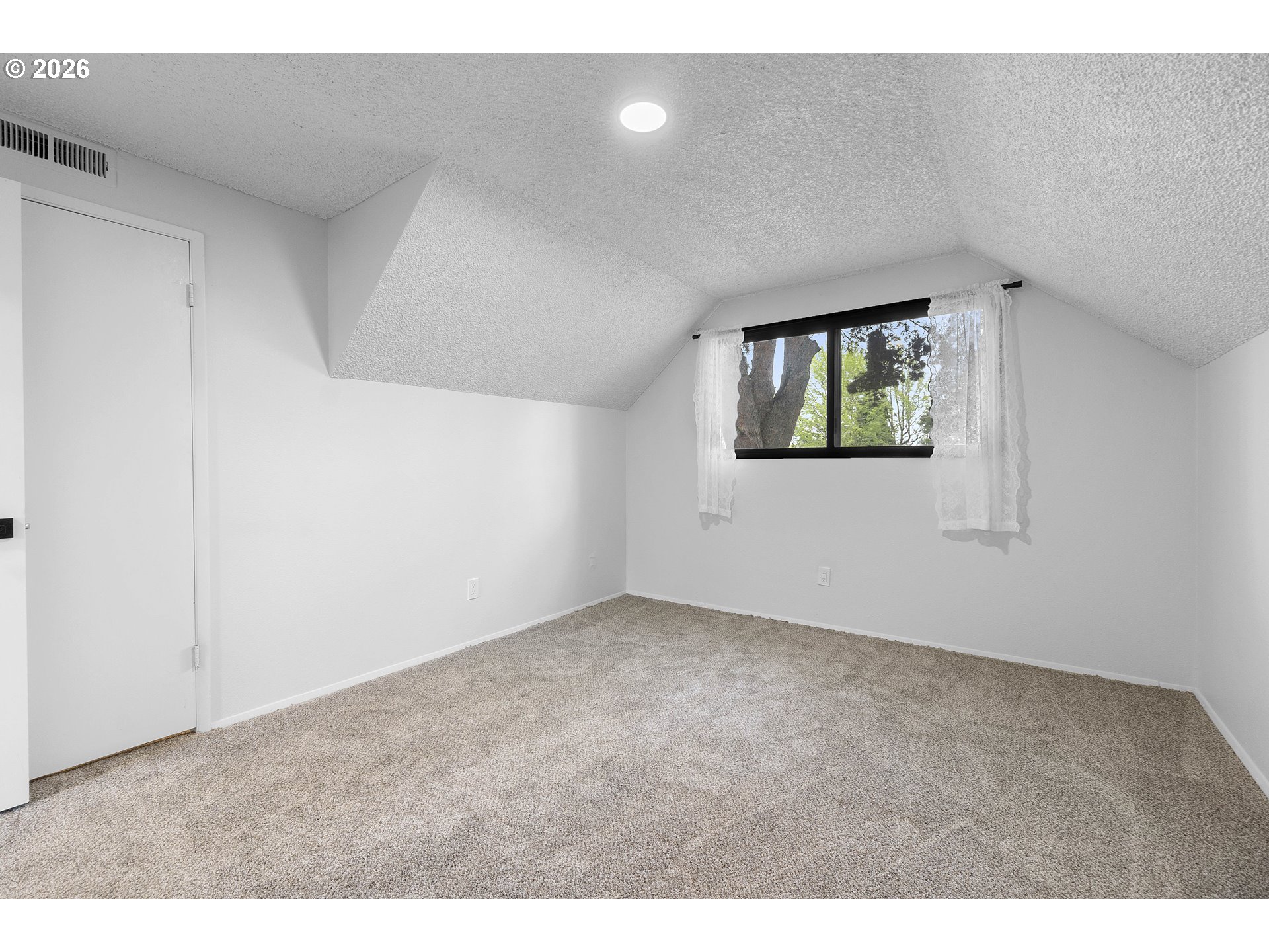 20410 Sw Rachelle Ct Property Photo 17