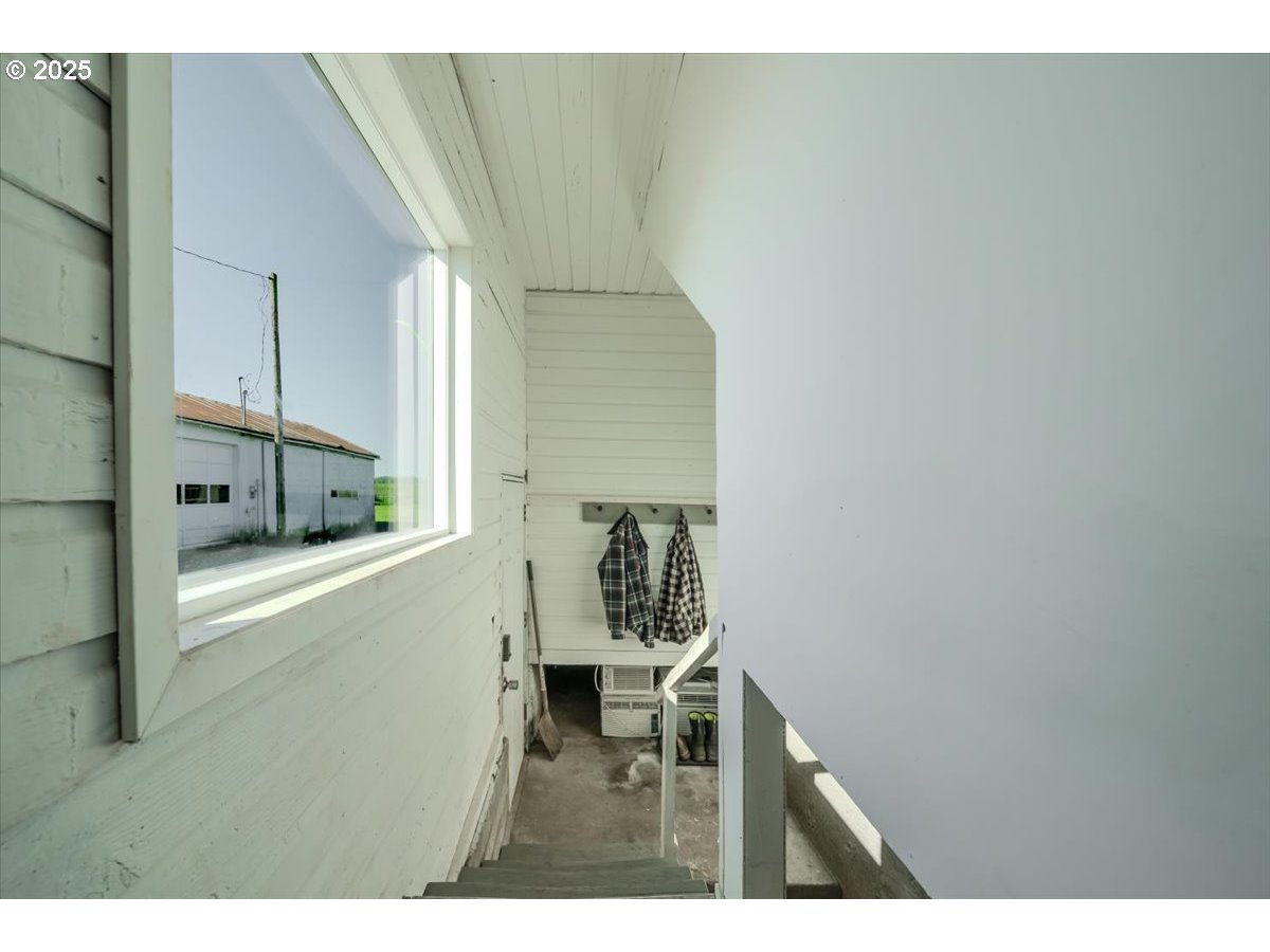 8668 Stayton Rd Se Property Photo 24