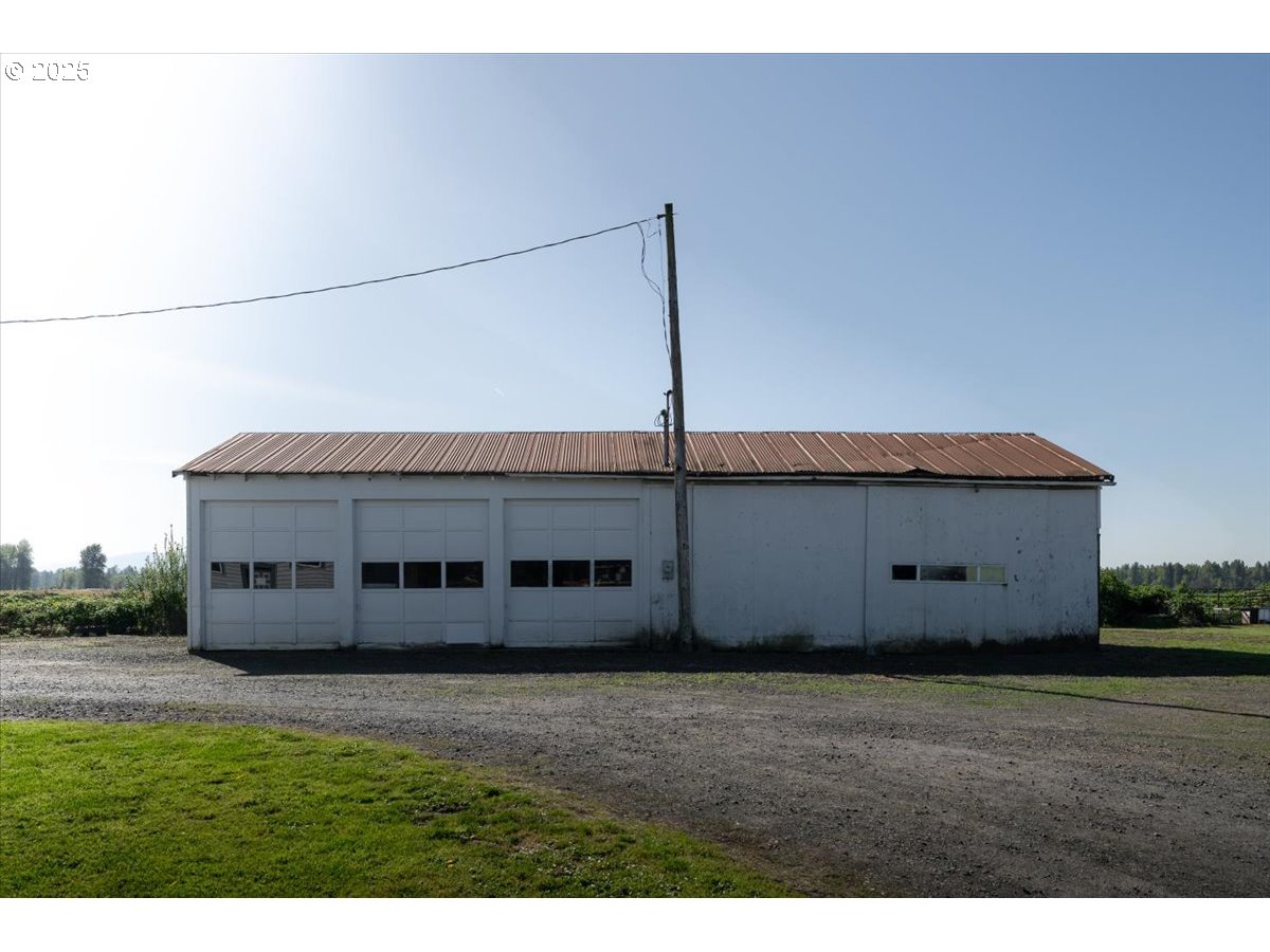 8668 Stayton Rd Se Property Photo 29