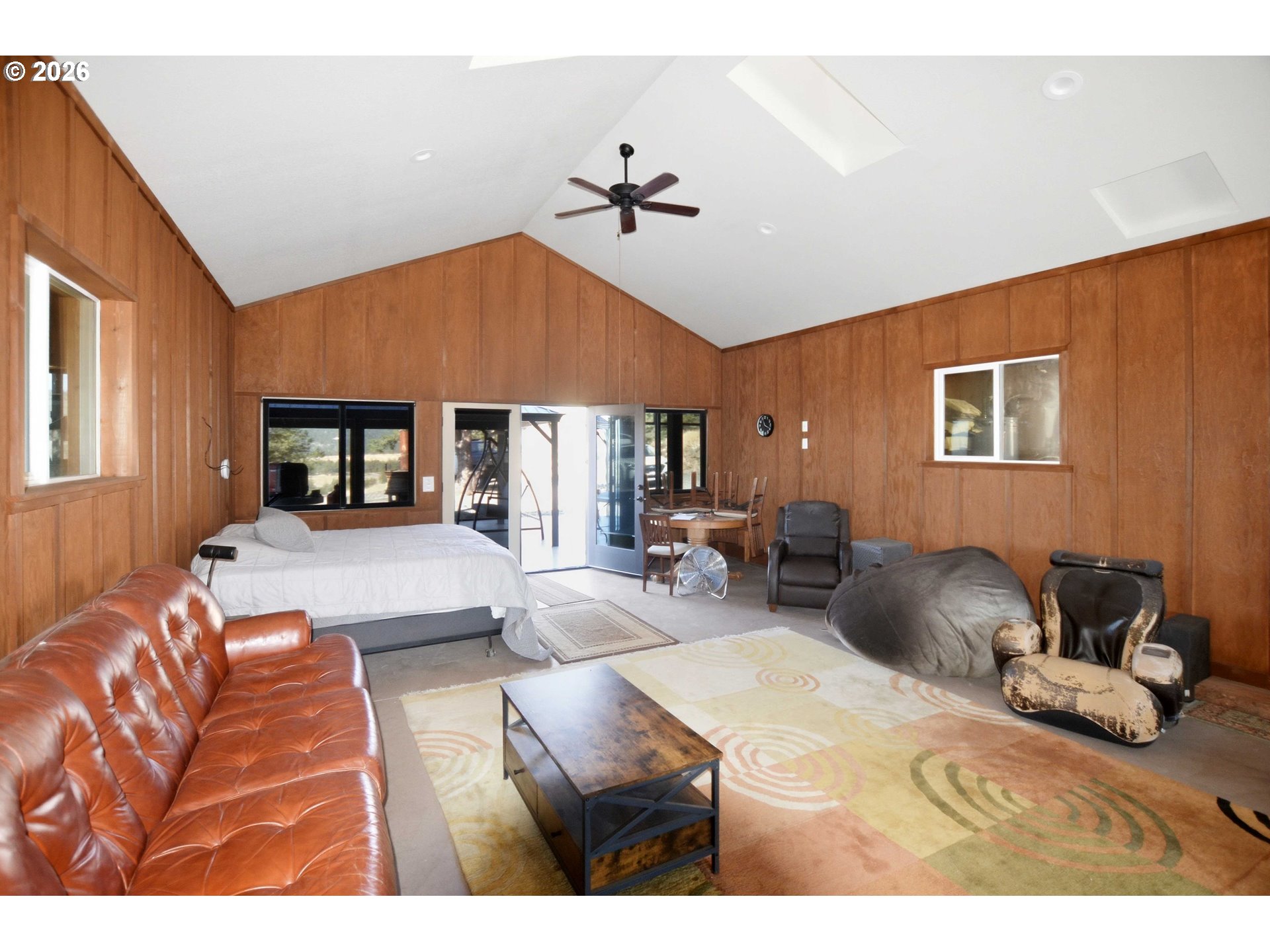 17232 Dodds Hollow Rd Property Photo 8