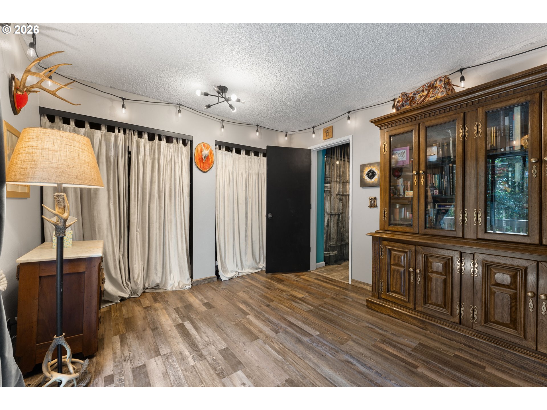 2812 Tree Top Ln Property Photo 31