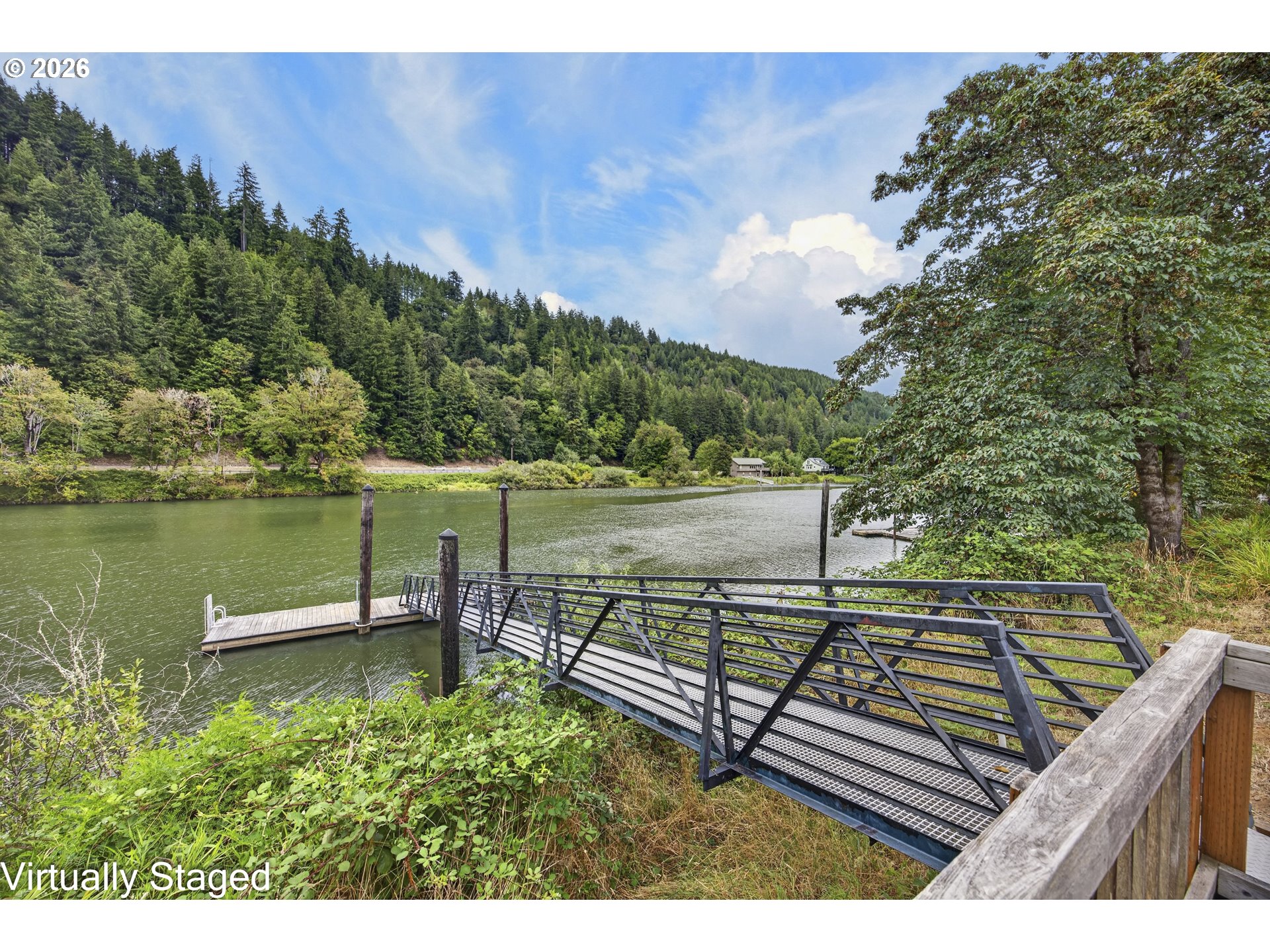10213 Sweet Creek Rd Property Photo 2
