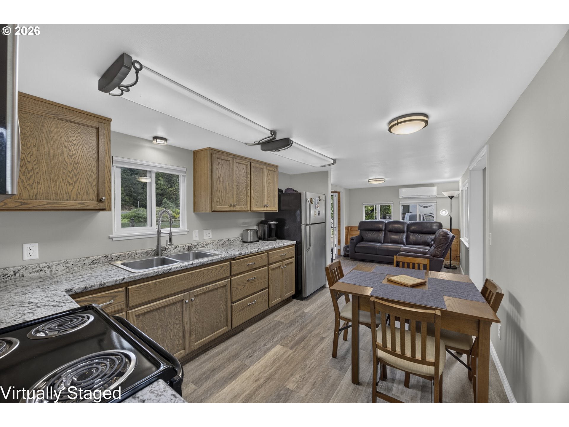10213 Sweet Creek Rd Property Photo 11