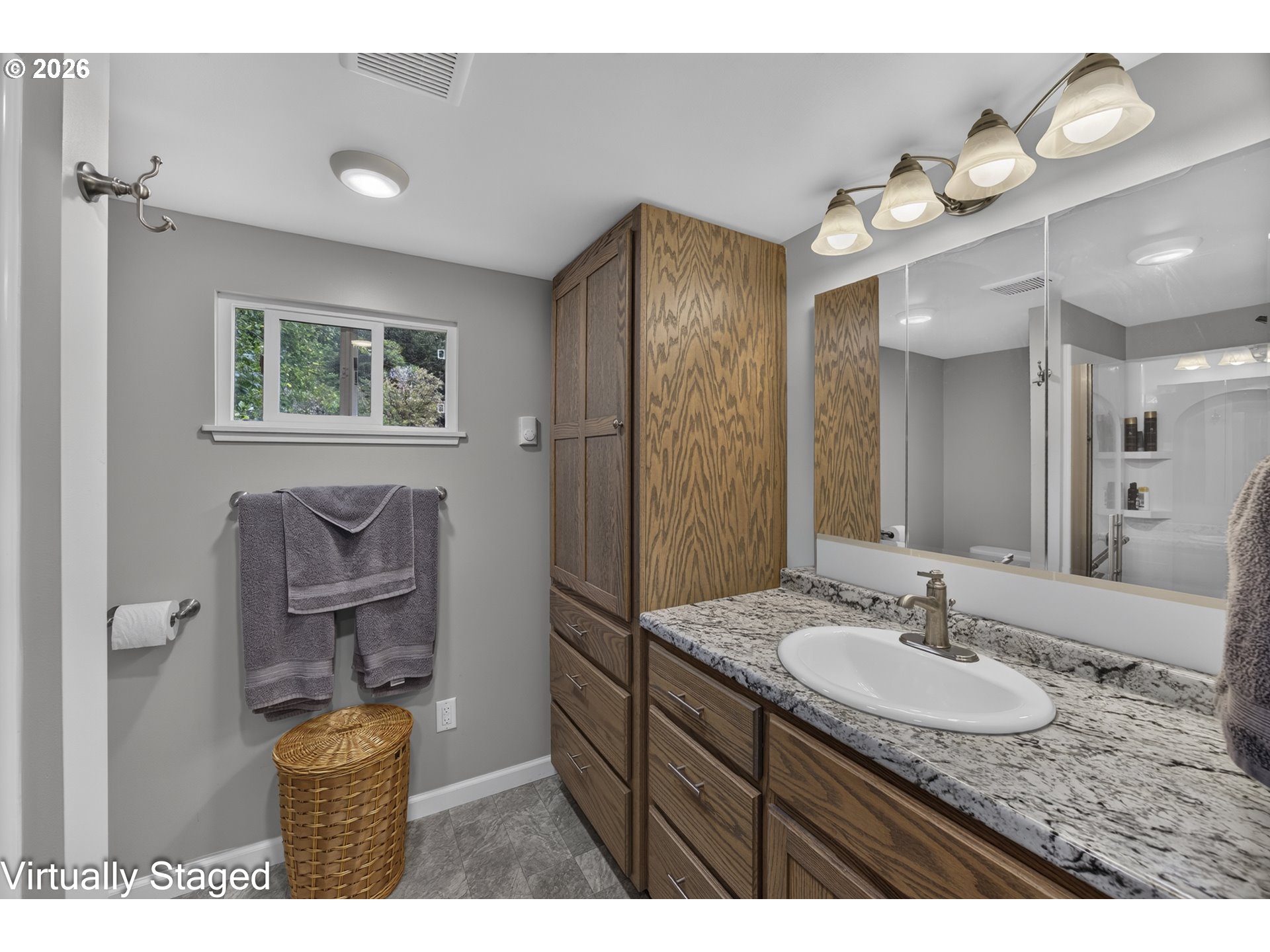10213 Sweet Creek Rd Property Photo 26
