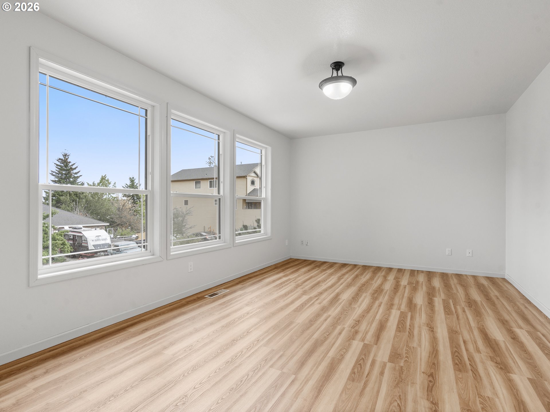 21754 Ne Couch Ct Property Photo 11