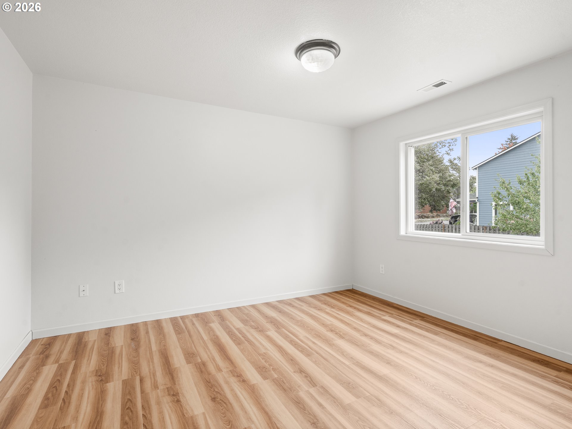 21754 Ne Couch Ct Property Photo 22