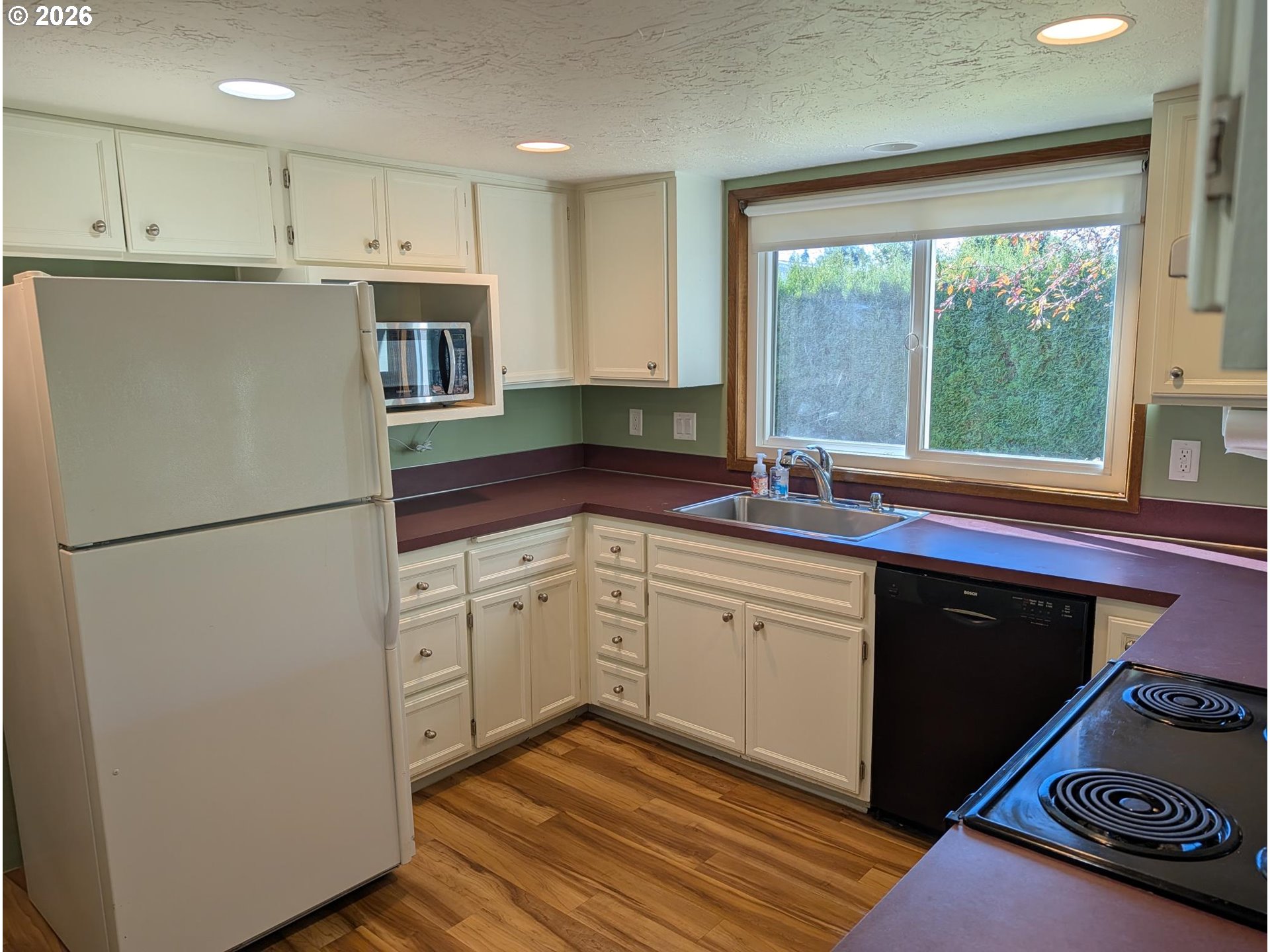 5440 J St Property Photo 5