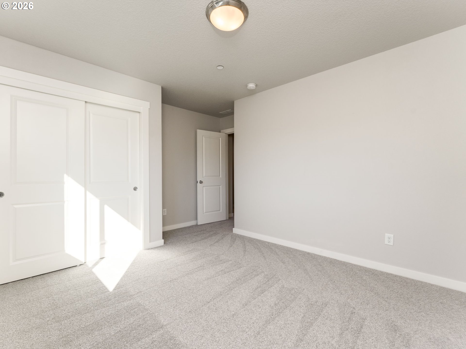 3921 Ne Tacoma Ct Property Photo 29