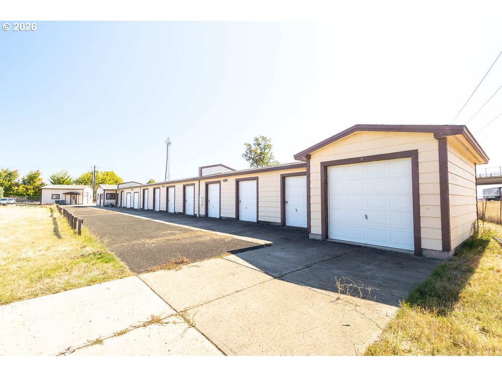 1506 26th St Property Photo 2