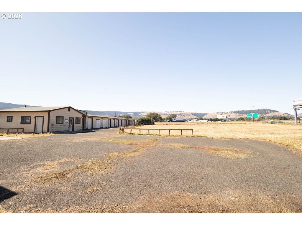 1506 26th St Property Photo 6