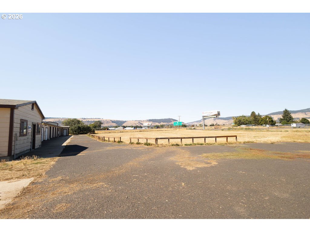 1506 26th St Property Photo 7