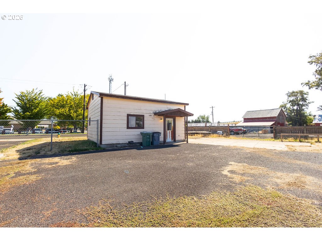 1506 26th St Property Photo 11
