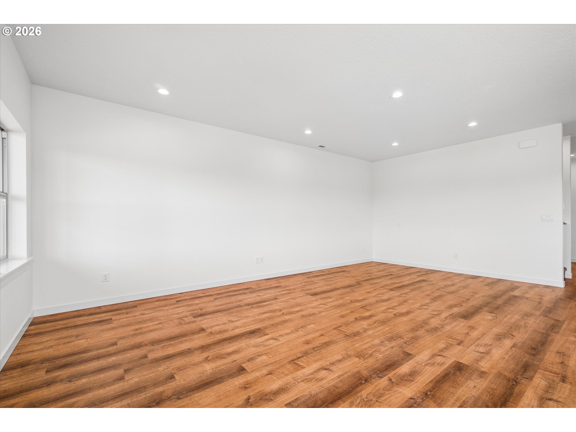 763 Boulder Loop Property Photo 4