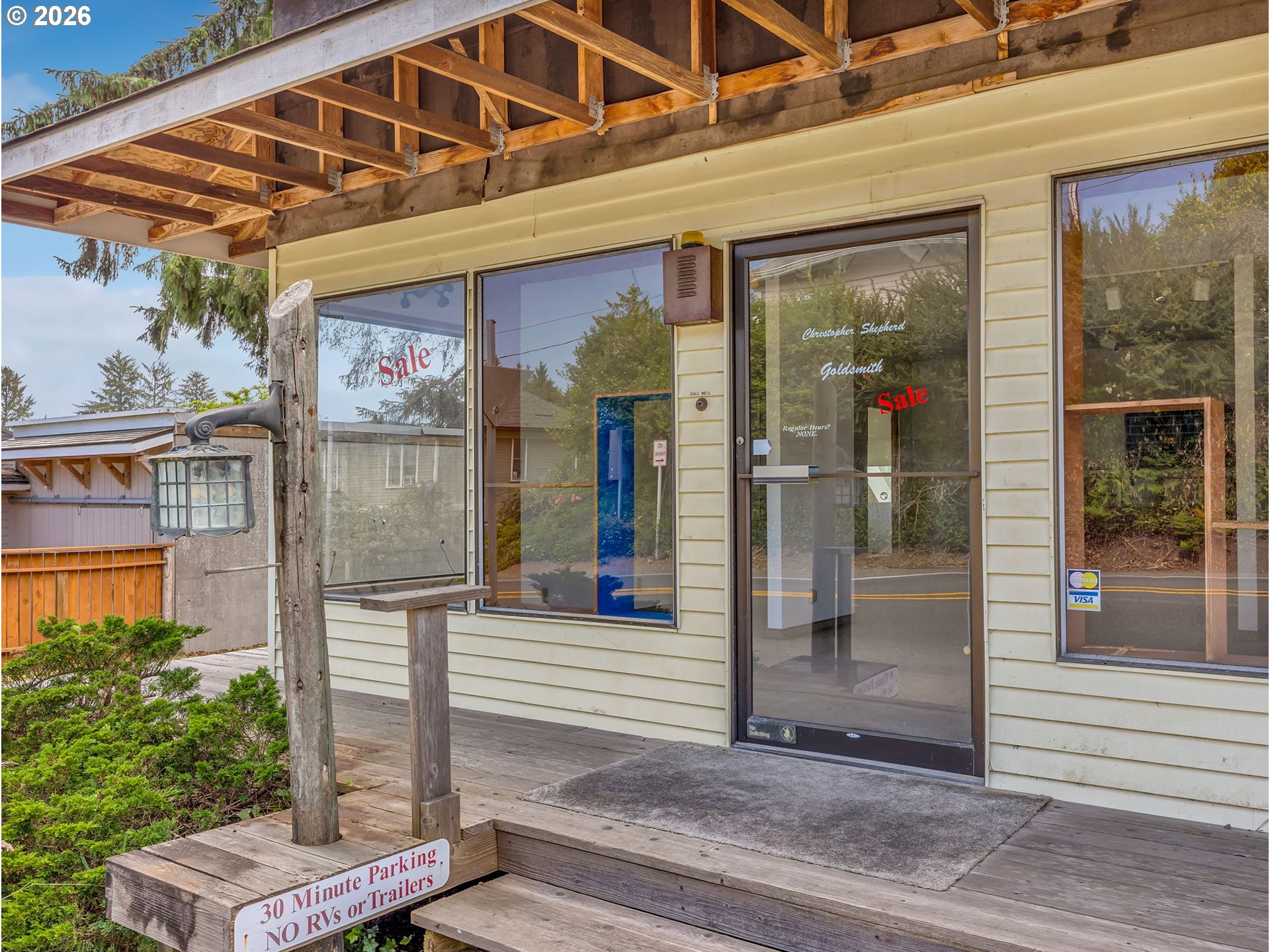 12905 Highway 101 Property Photo 2