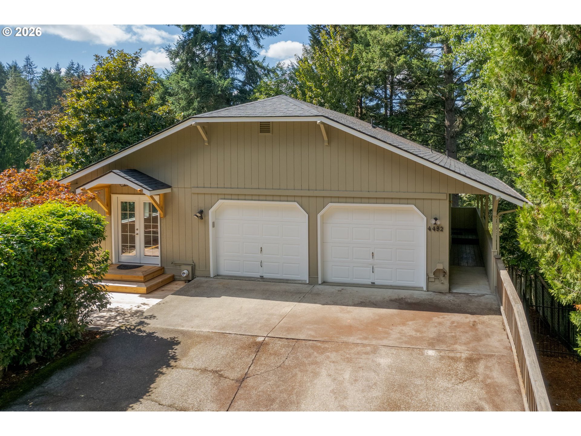 4482 PADDOCK DR Property Photo 1