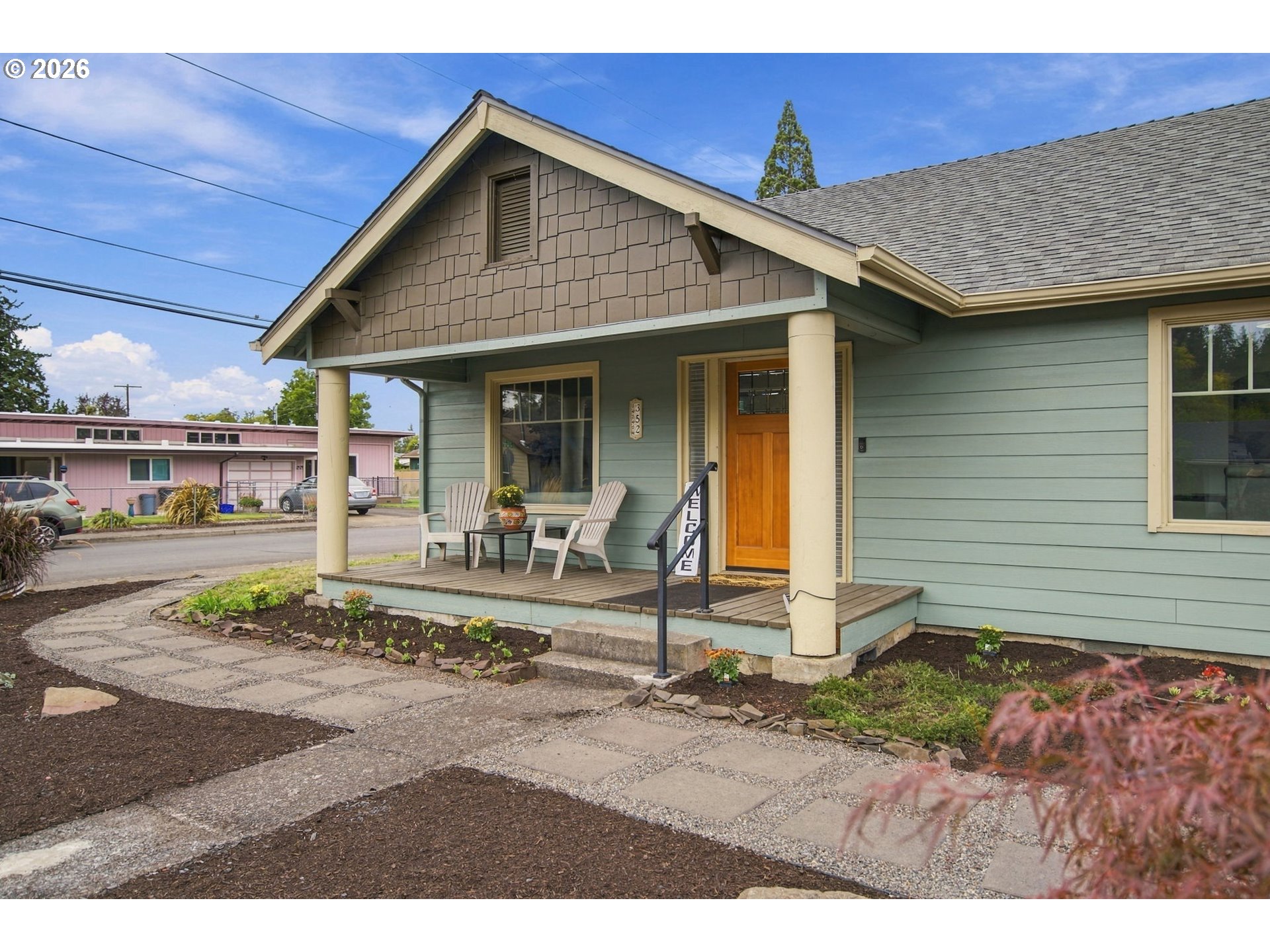 352 W M St Property Photo 1