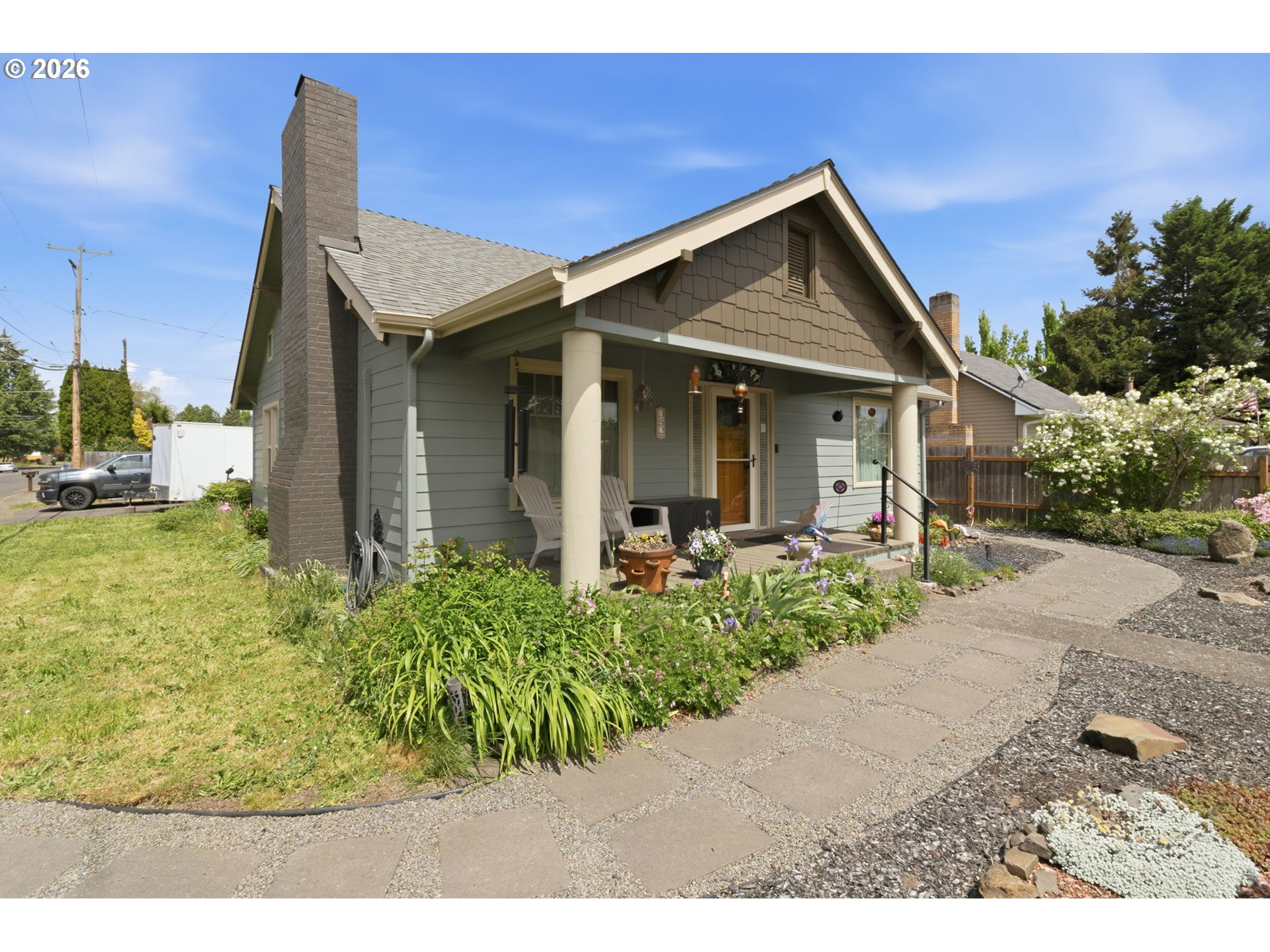 352 W M St Property Photo 5