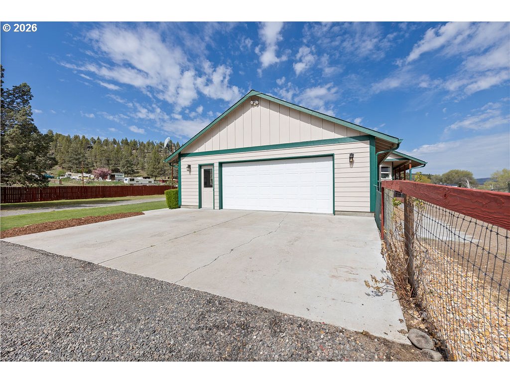 4260 Nw O Neil Hwy Property Photo 31