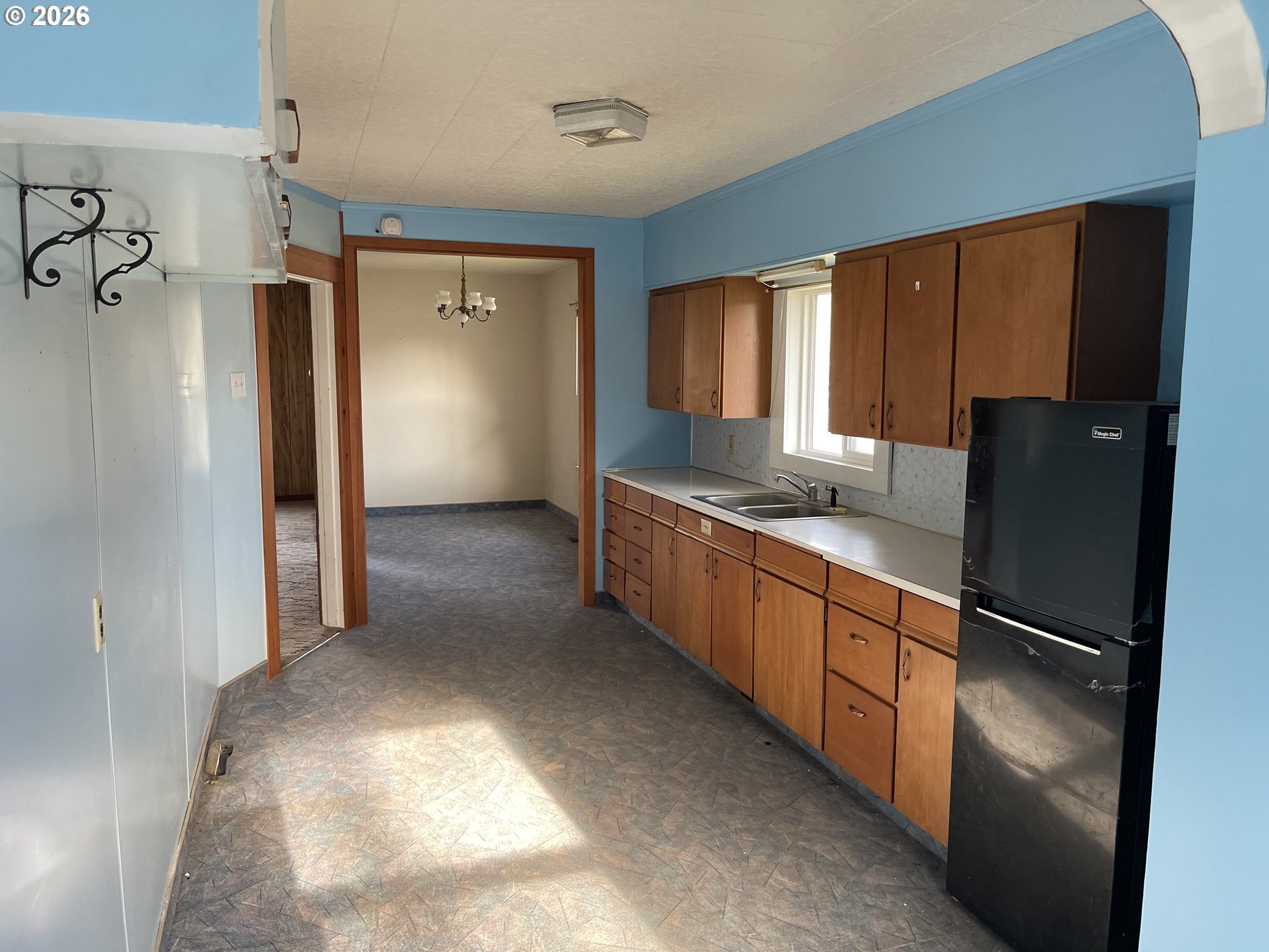 280 W Center St Property Photo 6