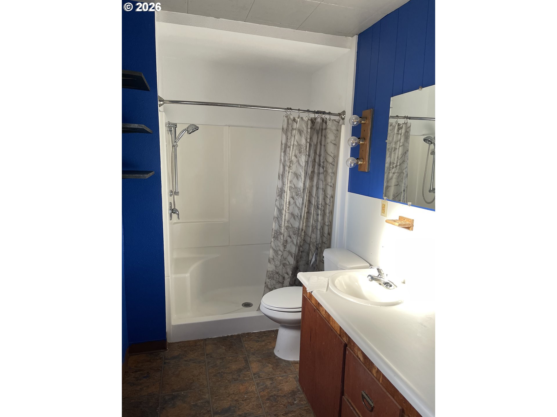280 W Center St Property Photo 7