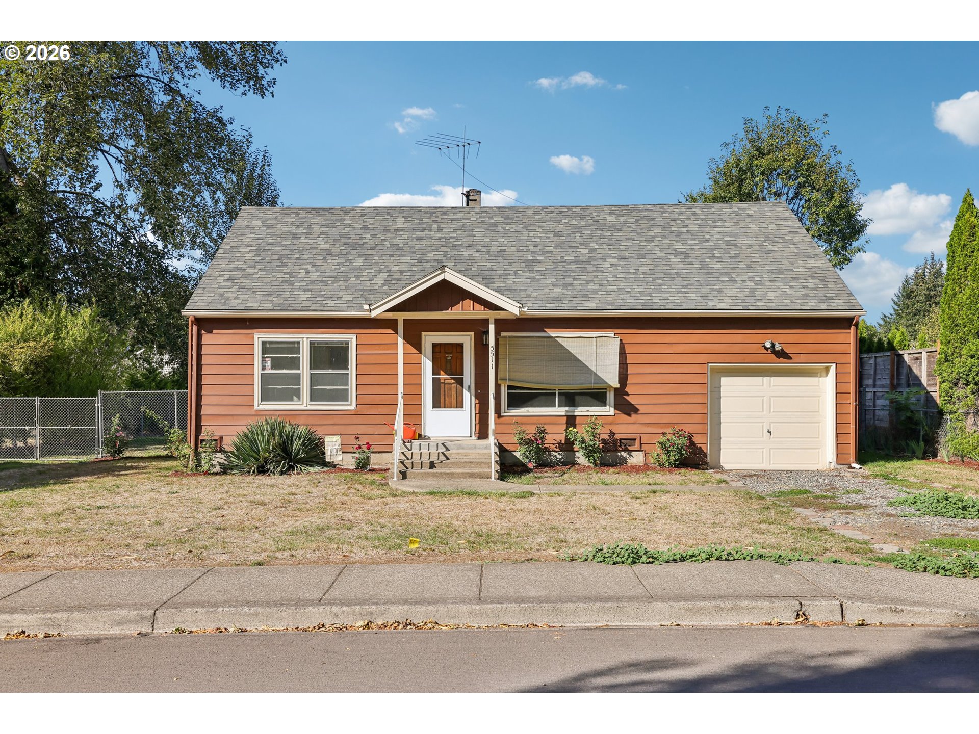 5511 Se Willow St Property Photo 1