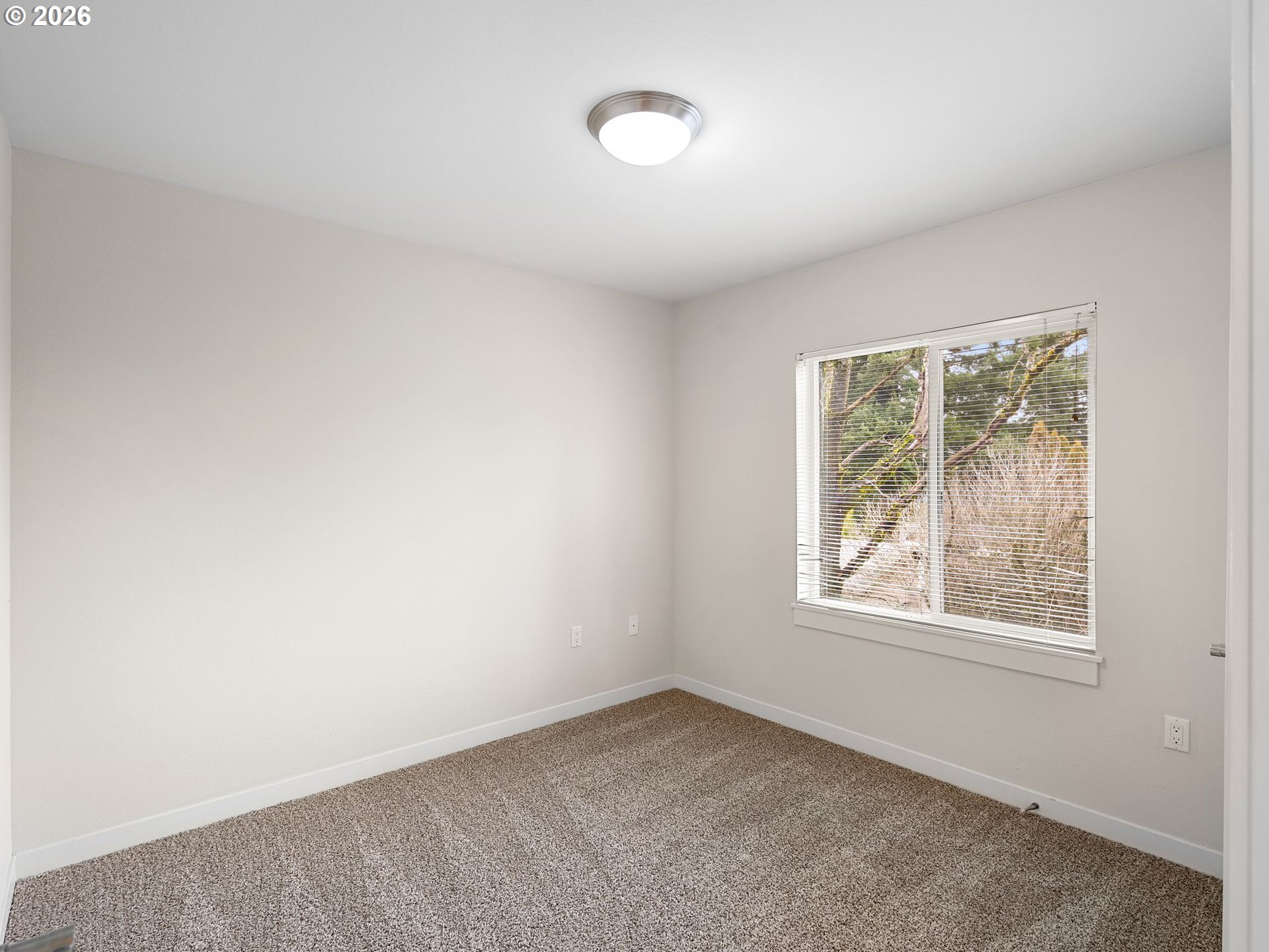 10843 E Burnside St Property Photo 24