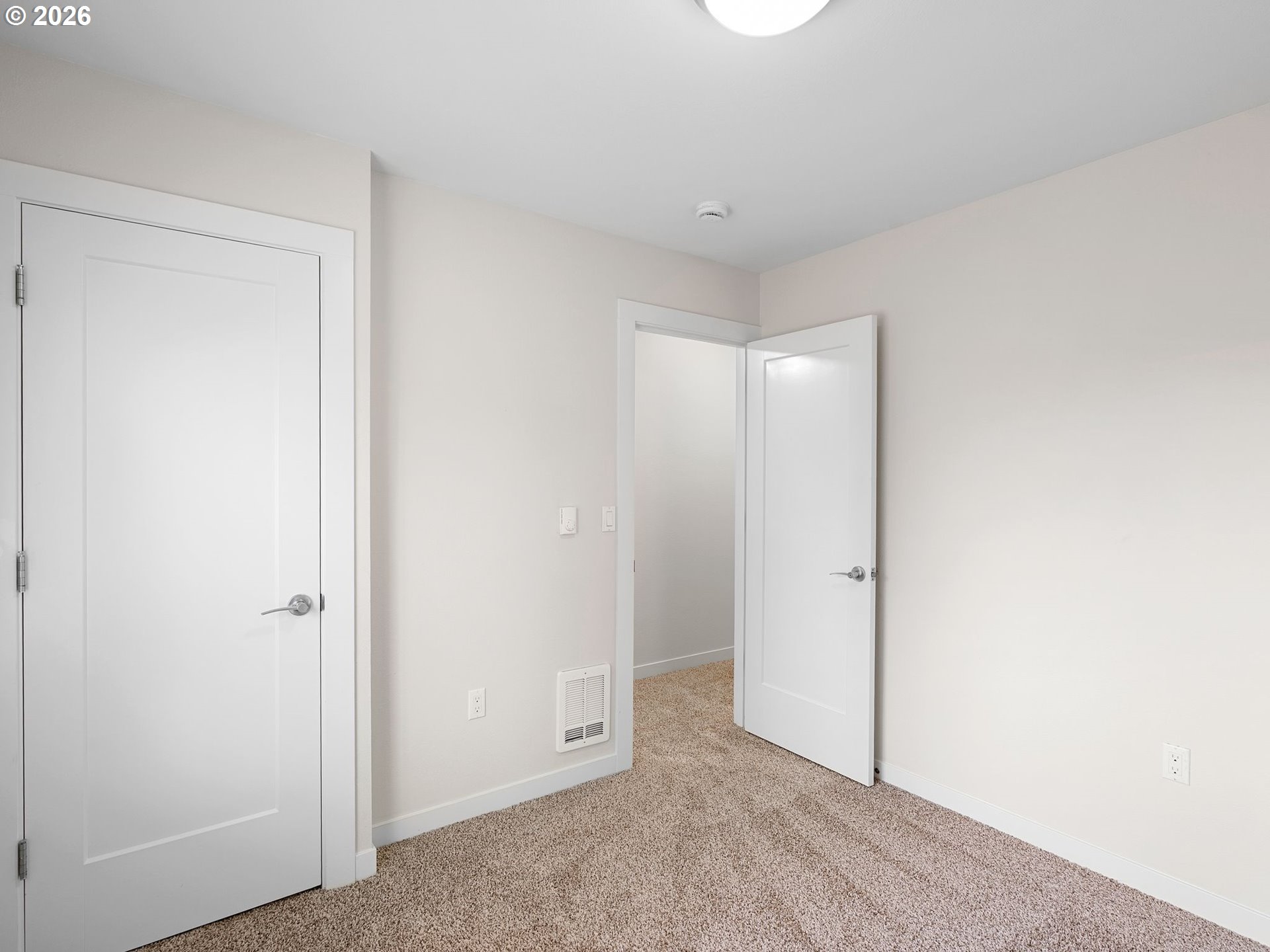 10843 E Burnside St Property Photo 25