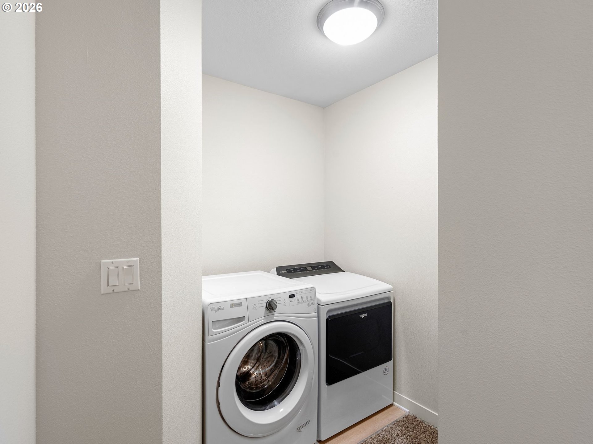 10843 E Burnside St Property Photo 26