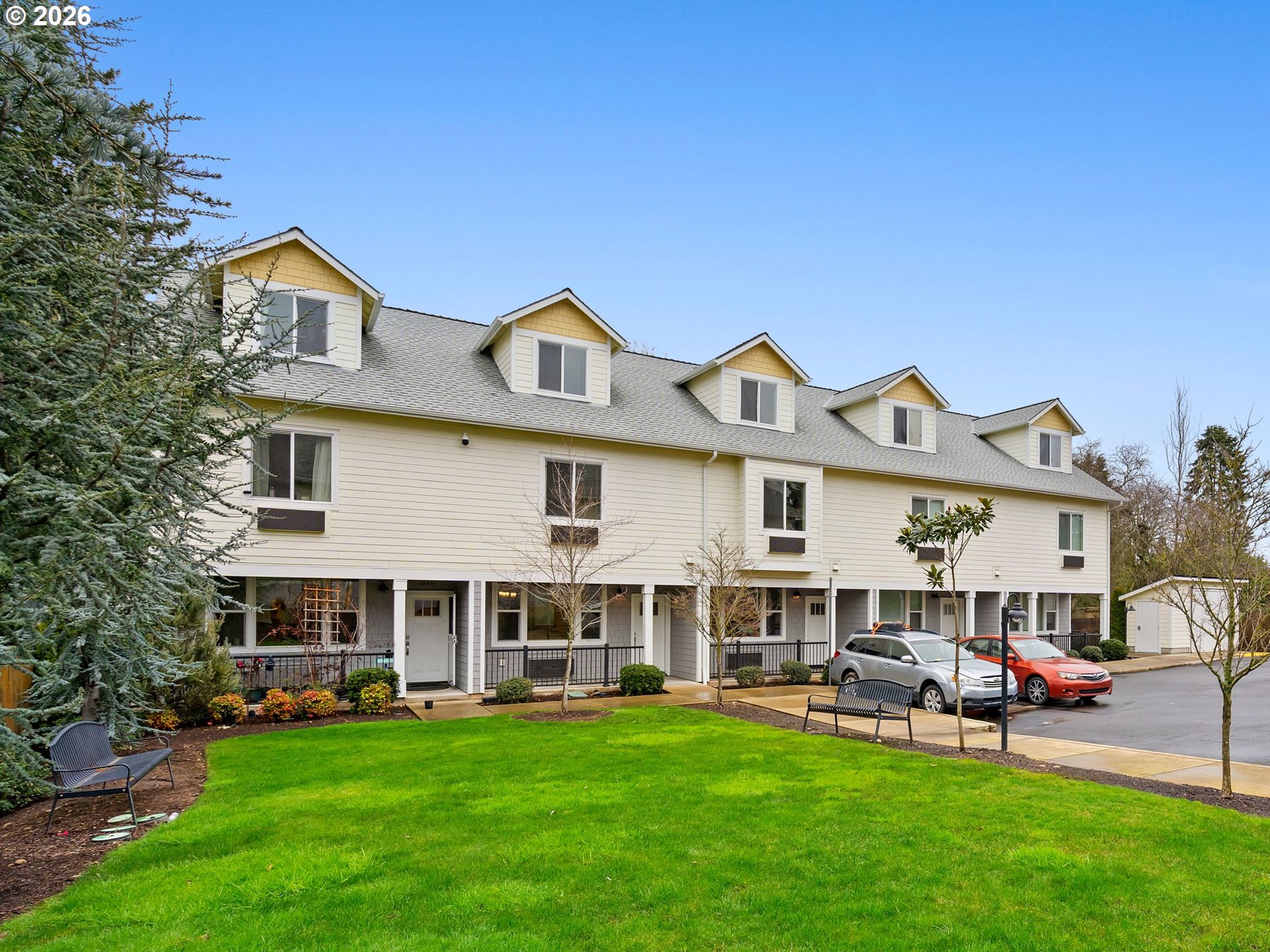 10843 E Burnside St Property Photo 34