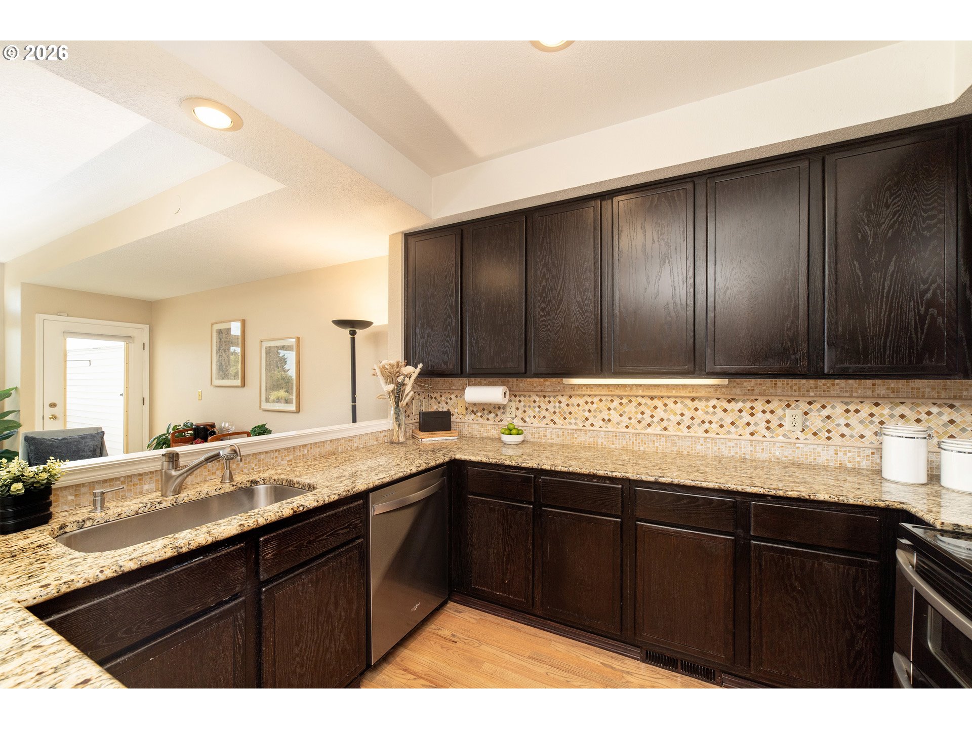 5028 Sw View Point Ter Property Photo 9