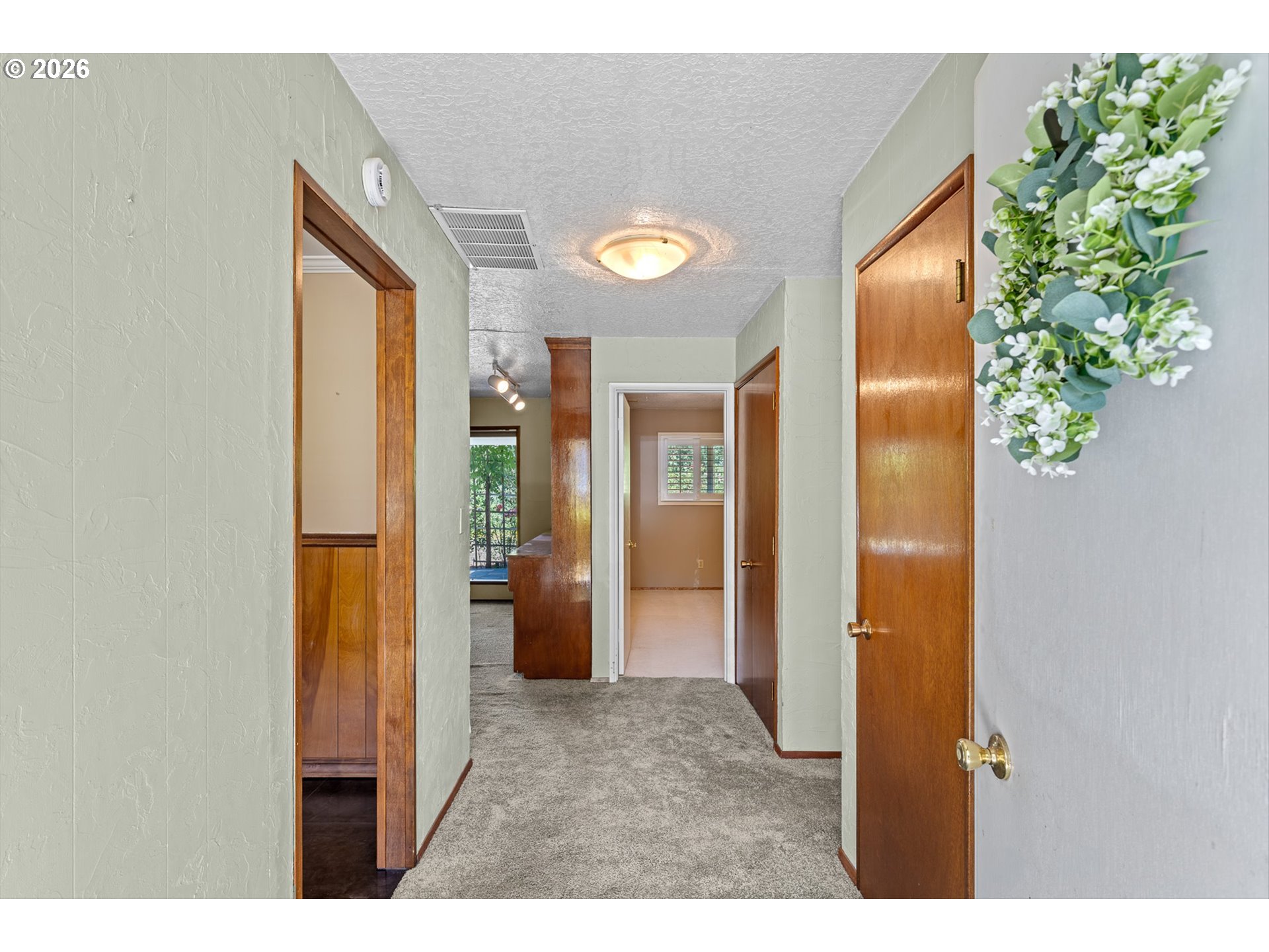 16127 Harley Ave Property Photo 5