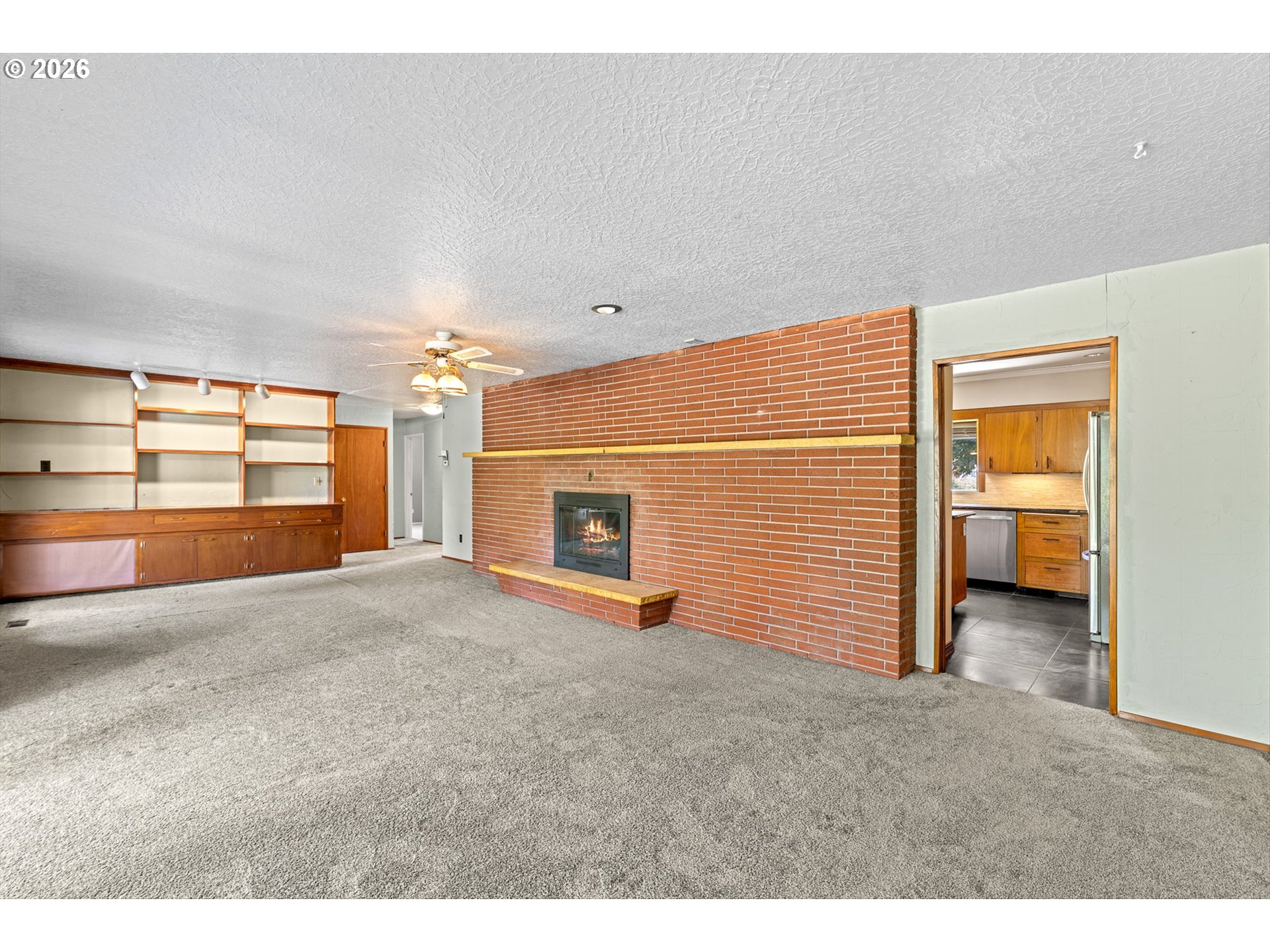 16127 Harley Ave Property Photo 8