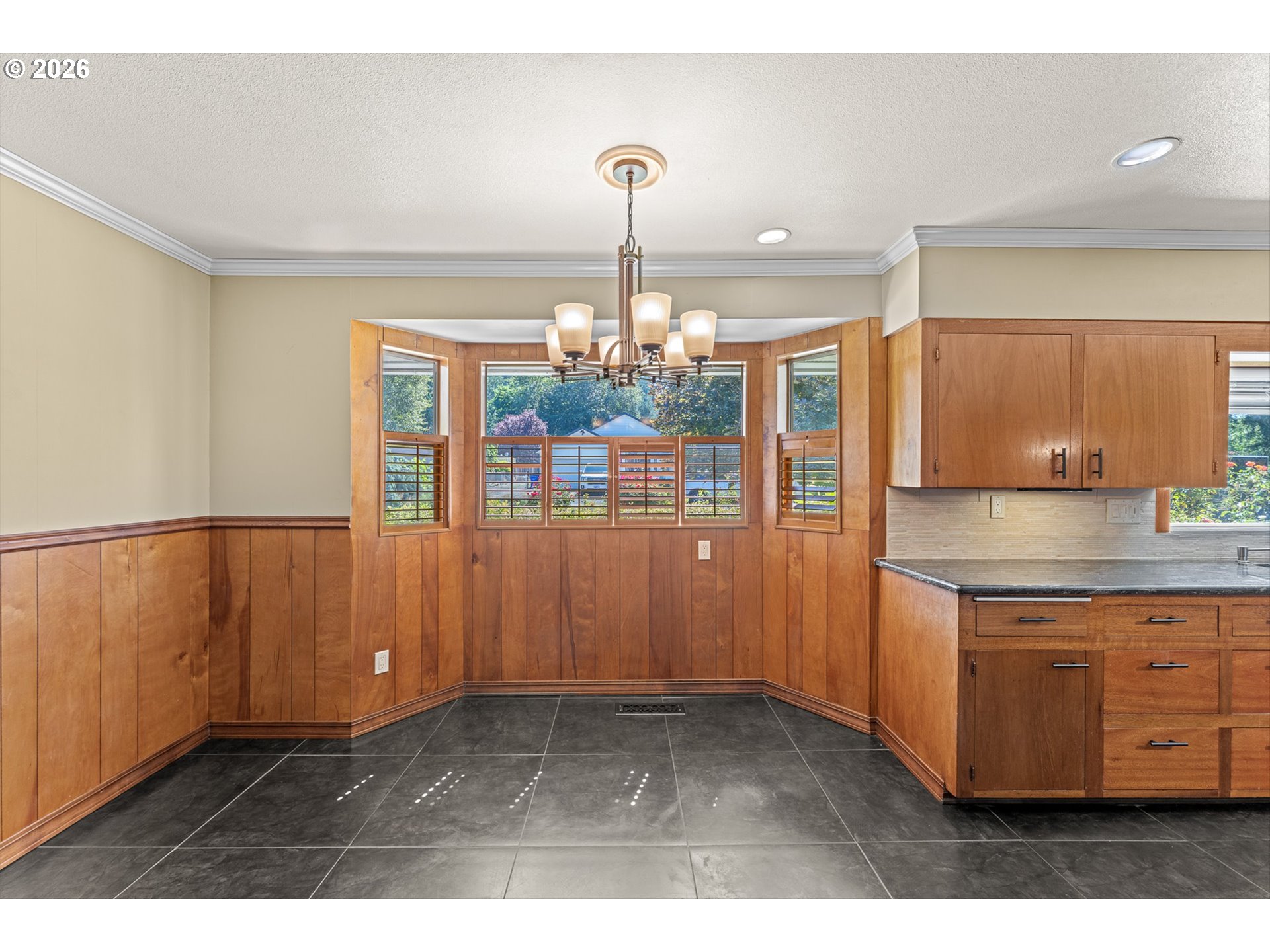 16127 Harley Ave Property Photo 11
