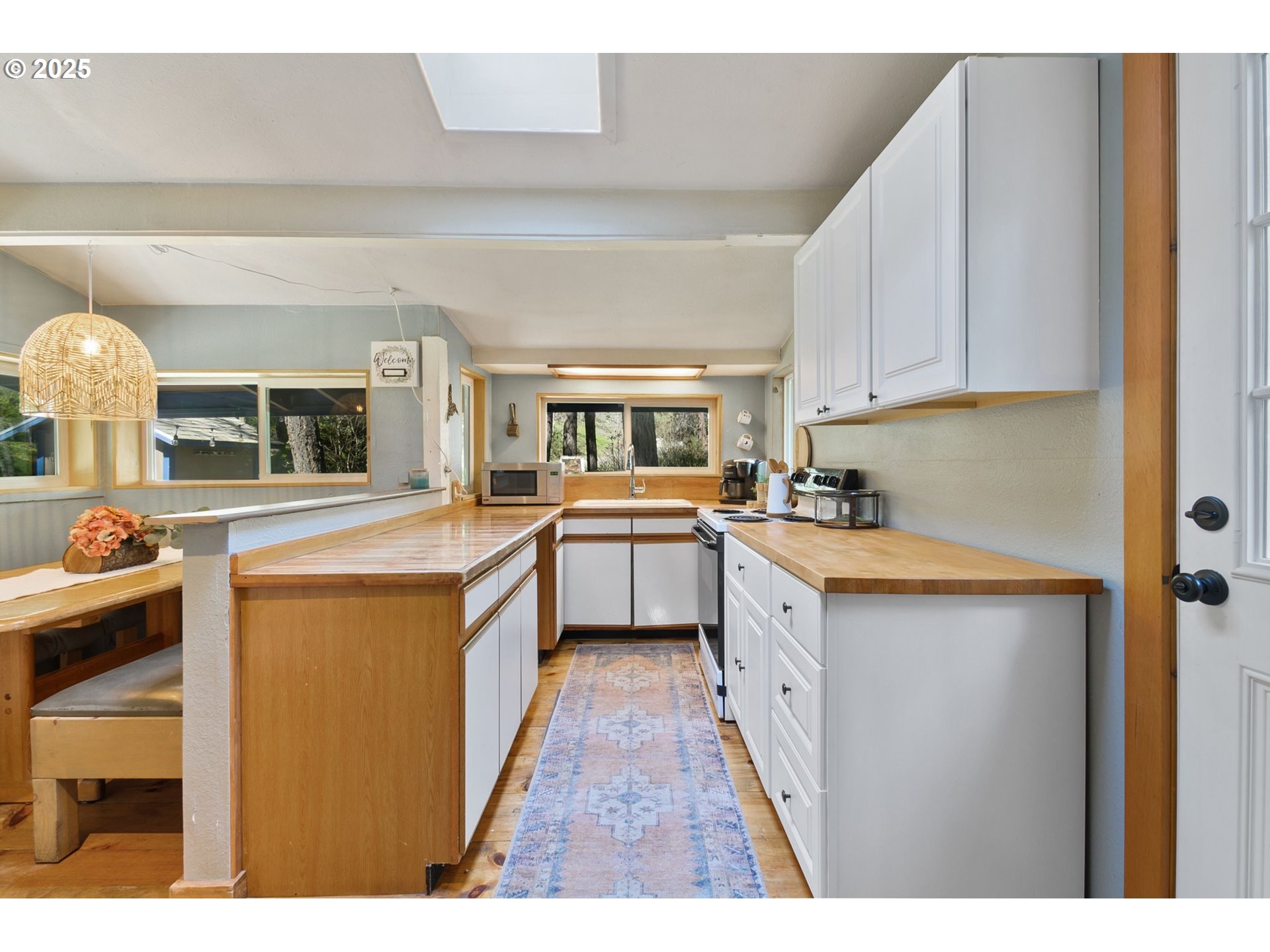 625 Wilson Rd Property Photo 4