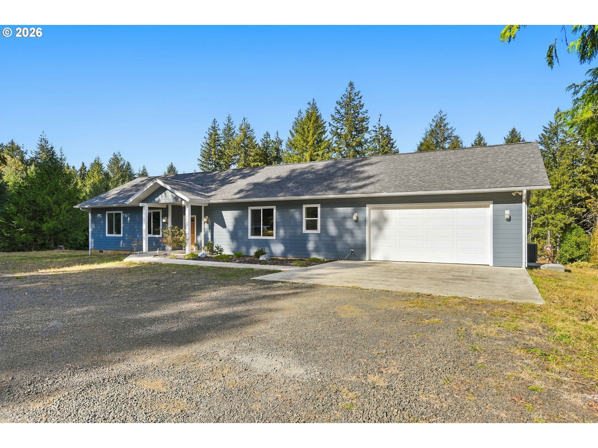 1203 N Crest Rd Property Photo 1