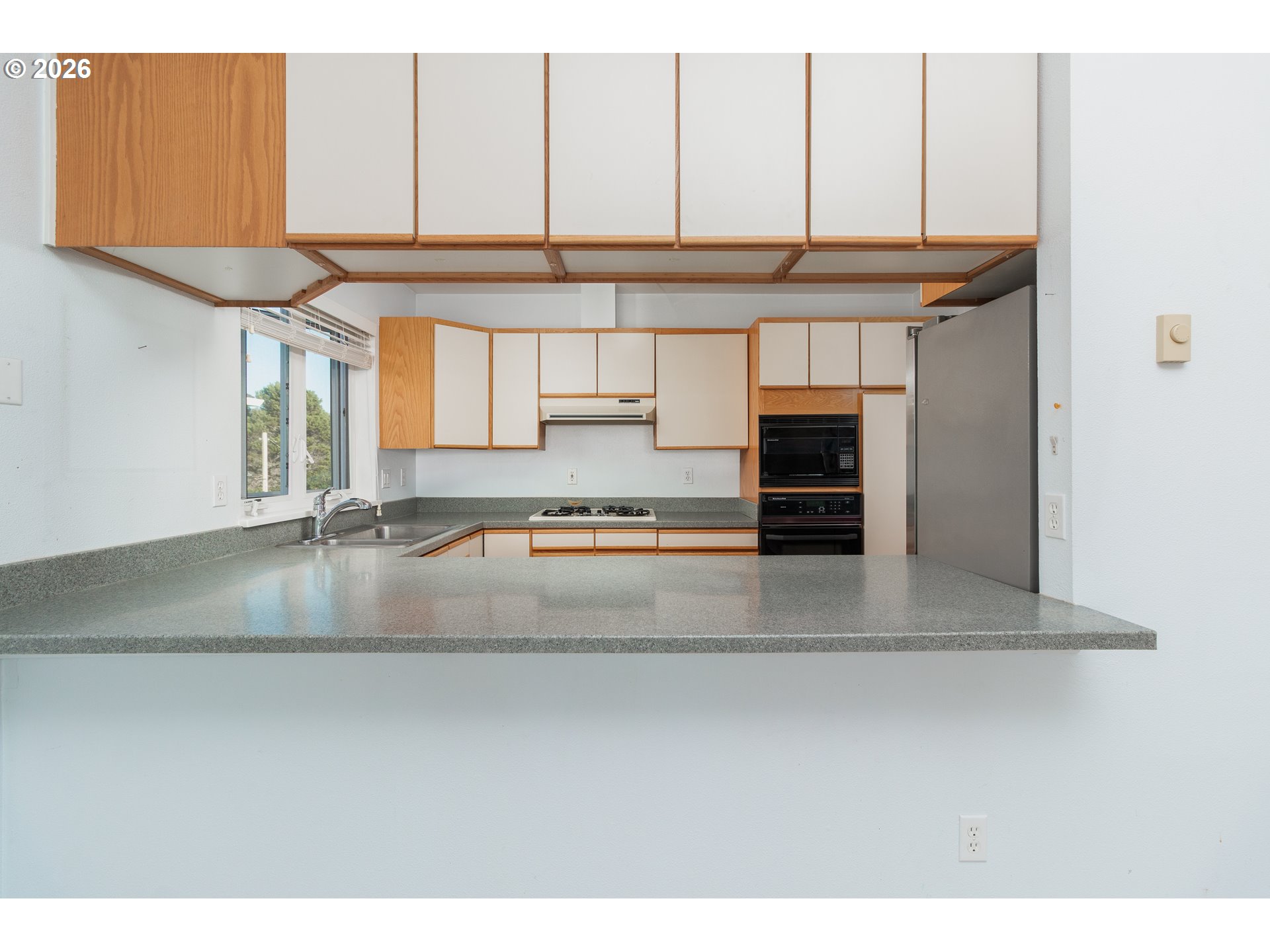 420 Sw Coast Ave Property Photo 14