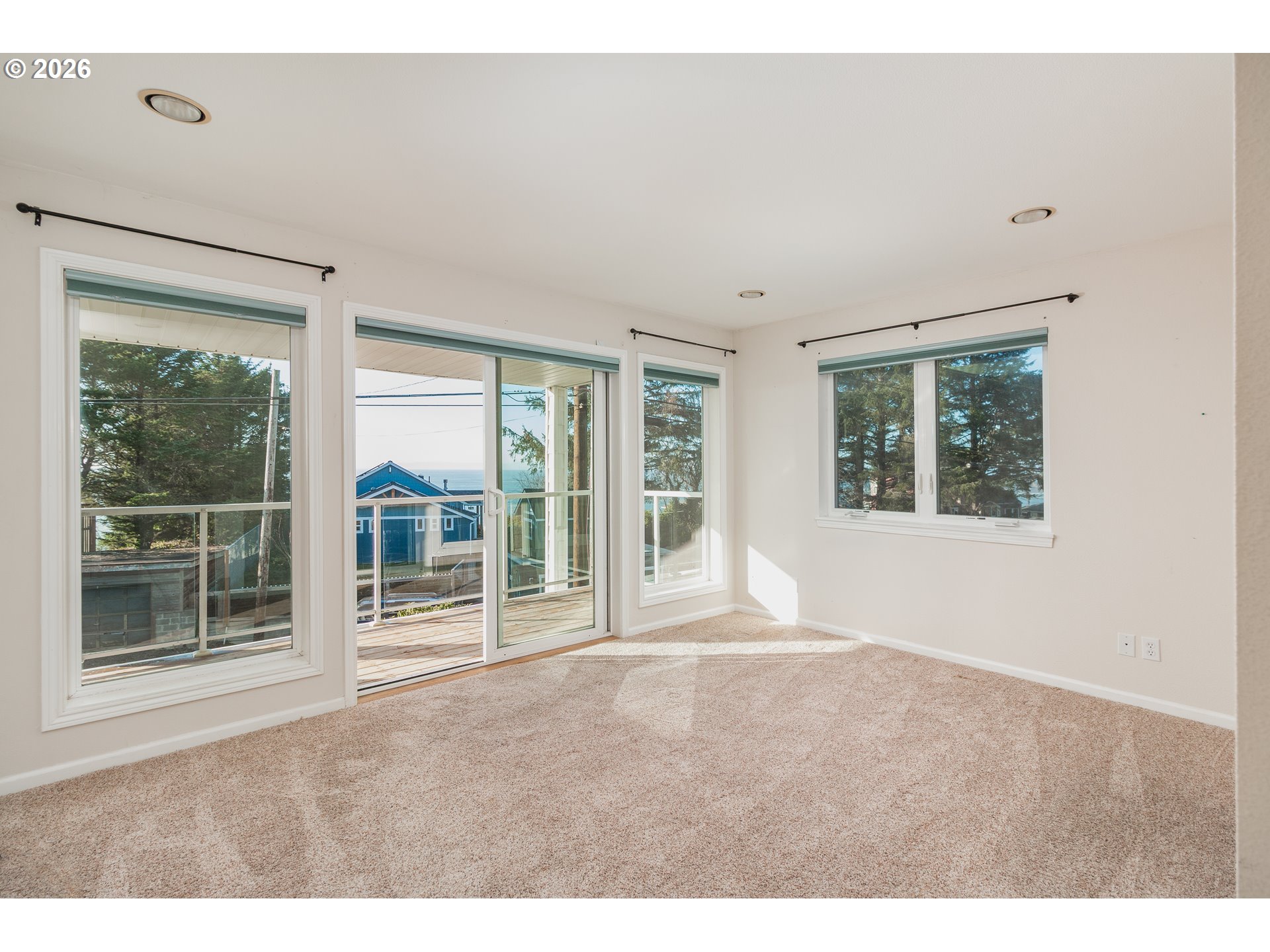 420 Sw Coast Ave Property Photo 19