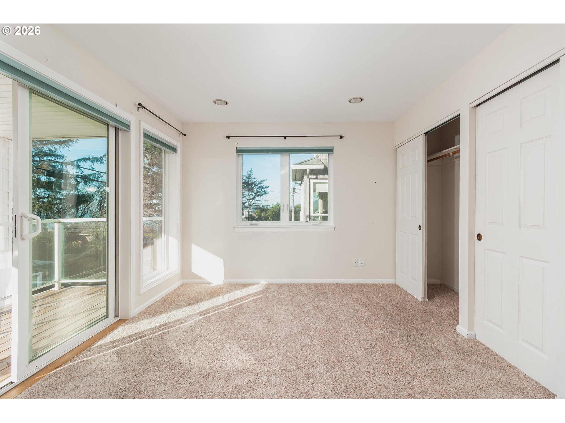 420 Sw Coast Ave Property Photo 20