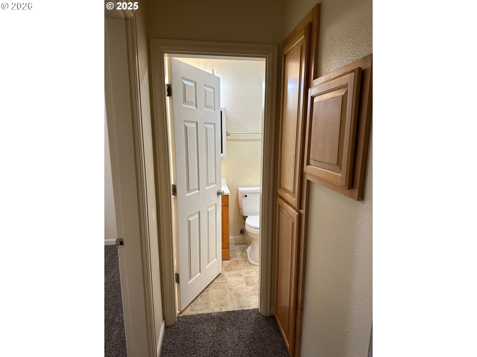 2046 W 14th Pl Property Photo 15