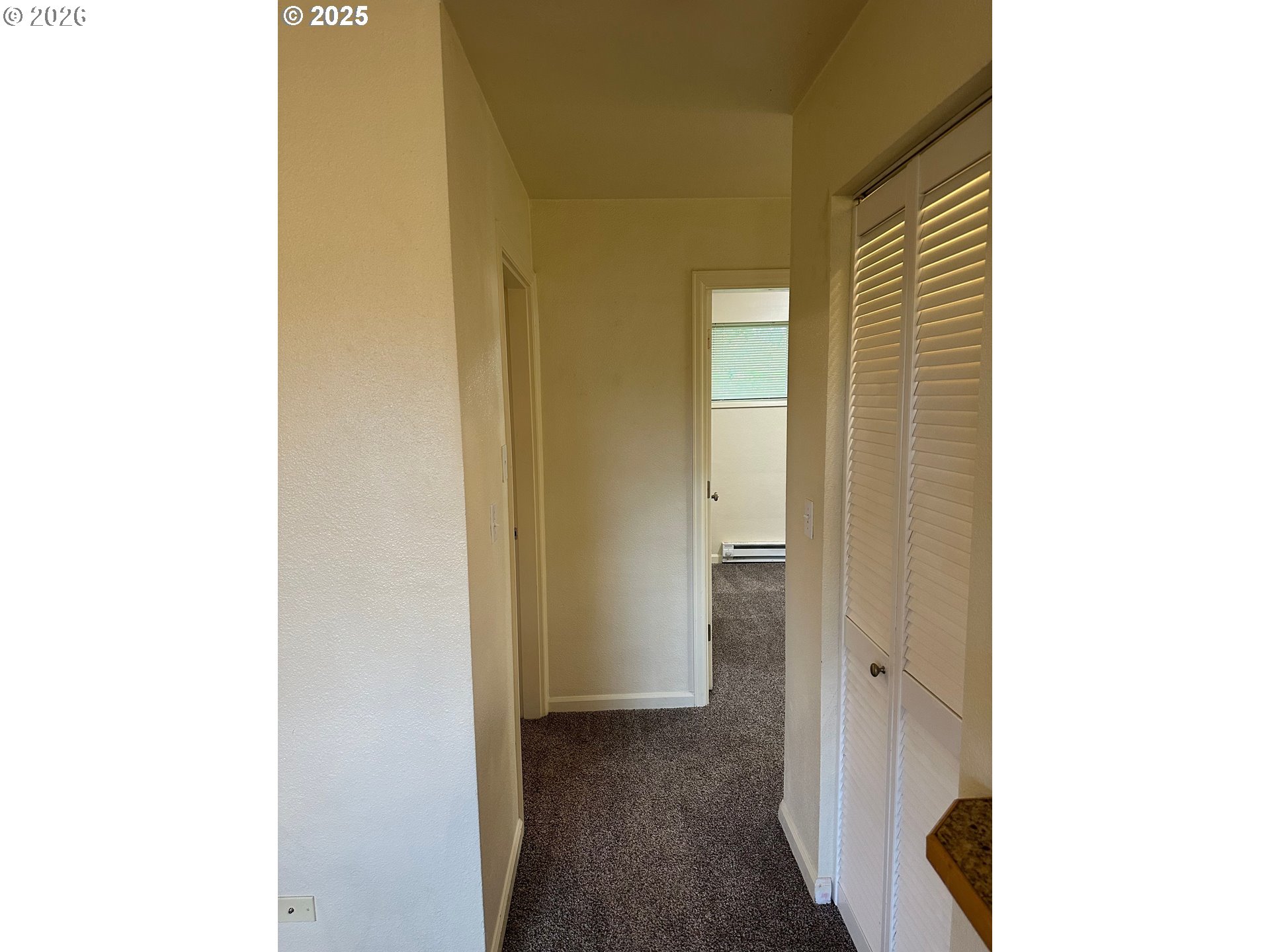 2046 W 14th Pl Property Photo 16