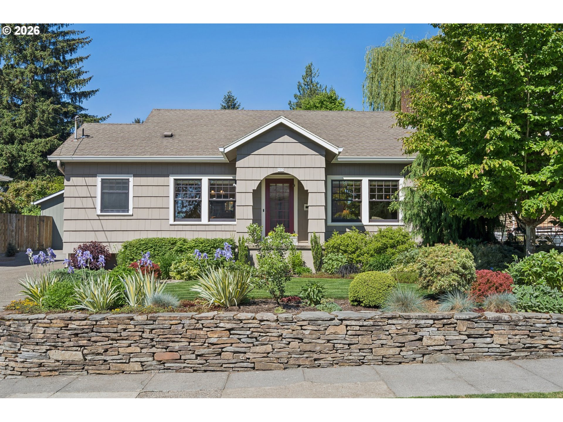 905 Se 71st Ave Property Photo 1