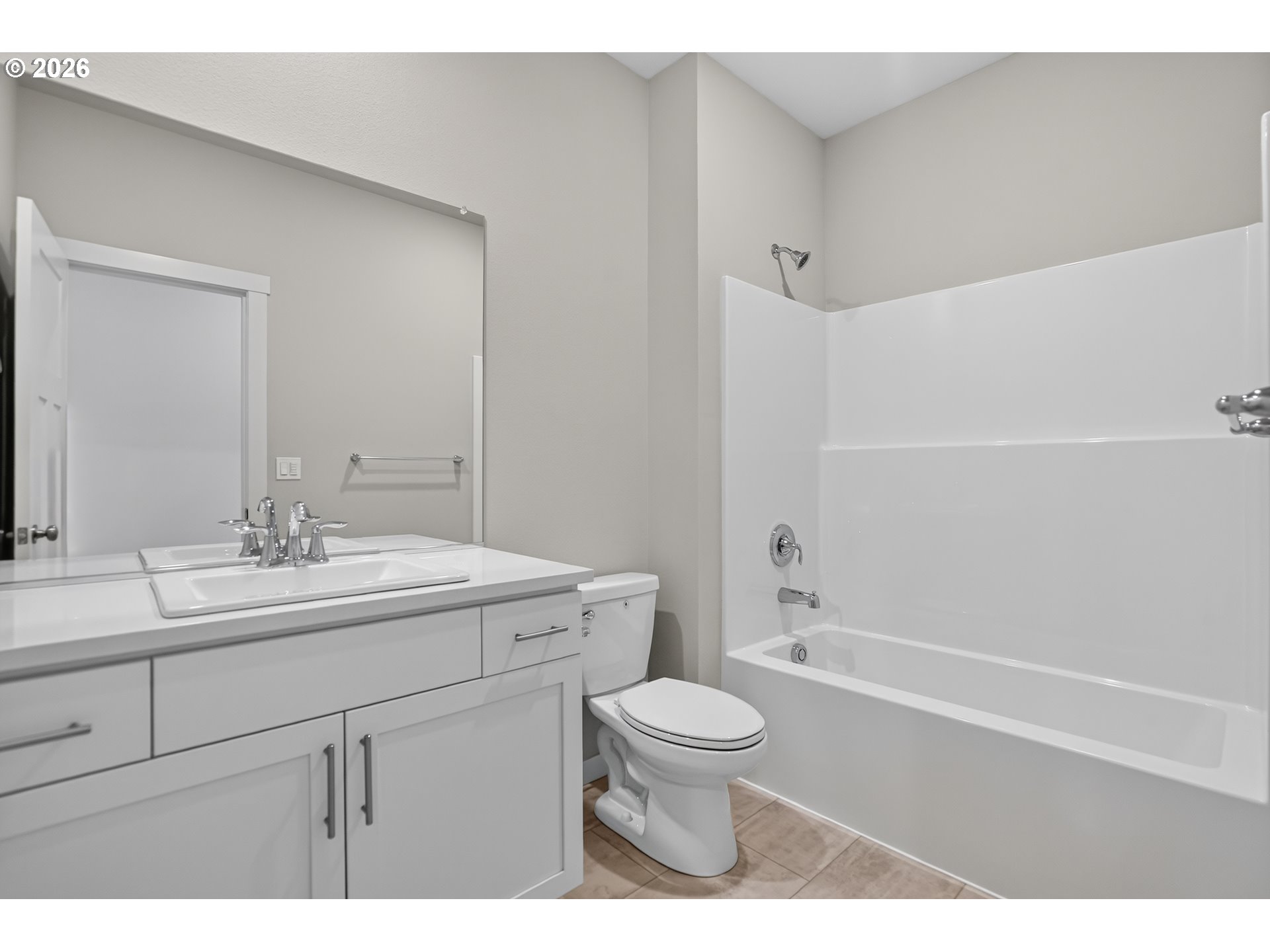 2317 S 3rd Way Property Photo 4
